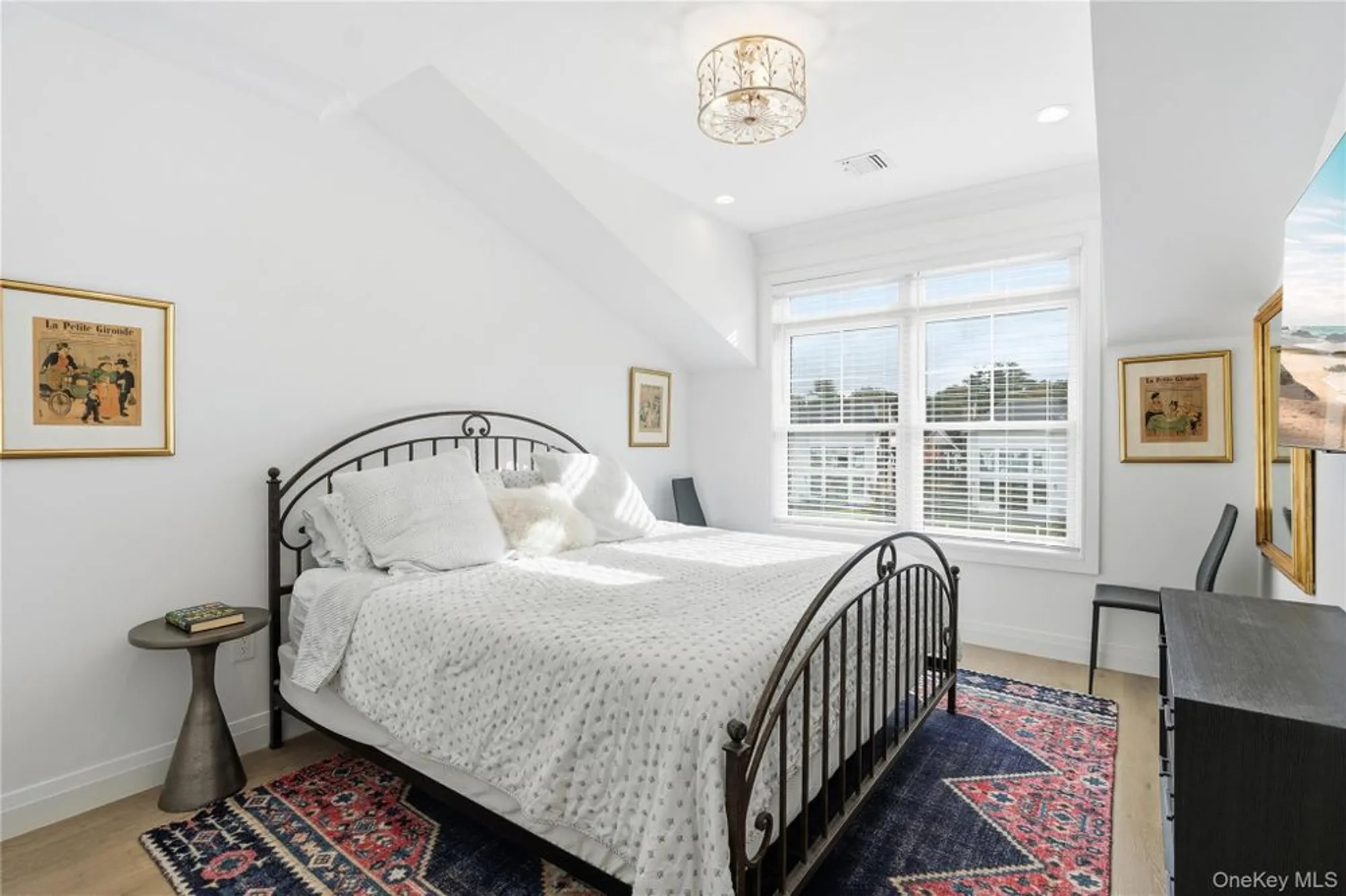 Property Slideshow image 22 of 29 | 86202 spruce pond cir # 744, Plainview, NY, 11803