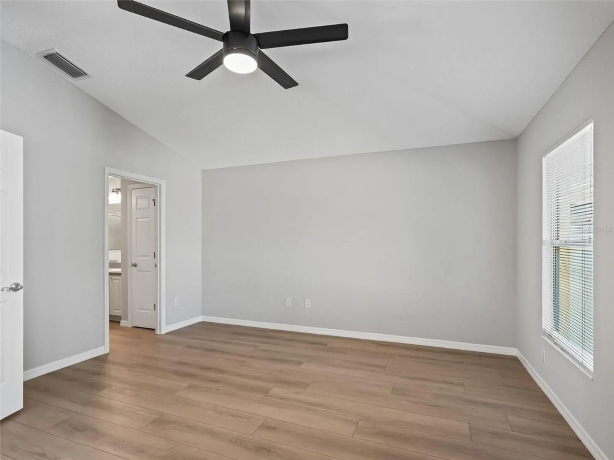 Property Slideshow image 18 of 38 | 2169 smoaks st, The Villages, FL, 32162