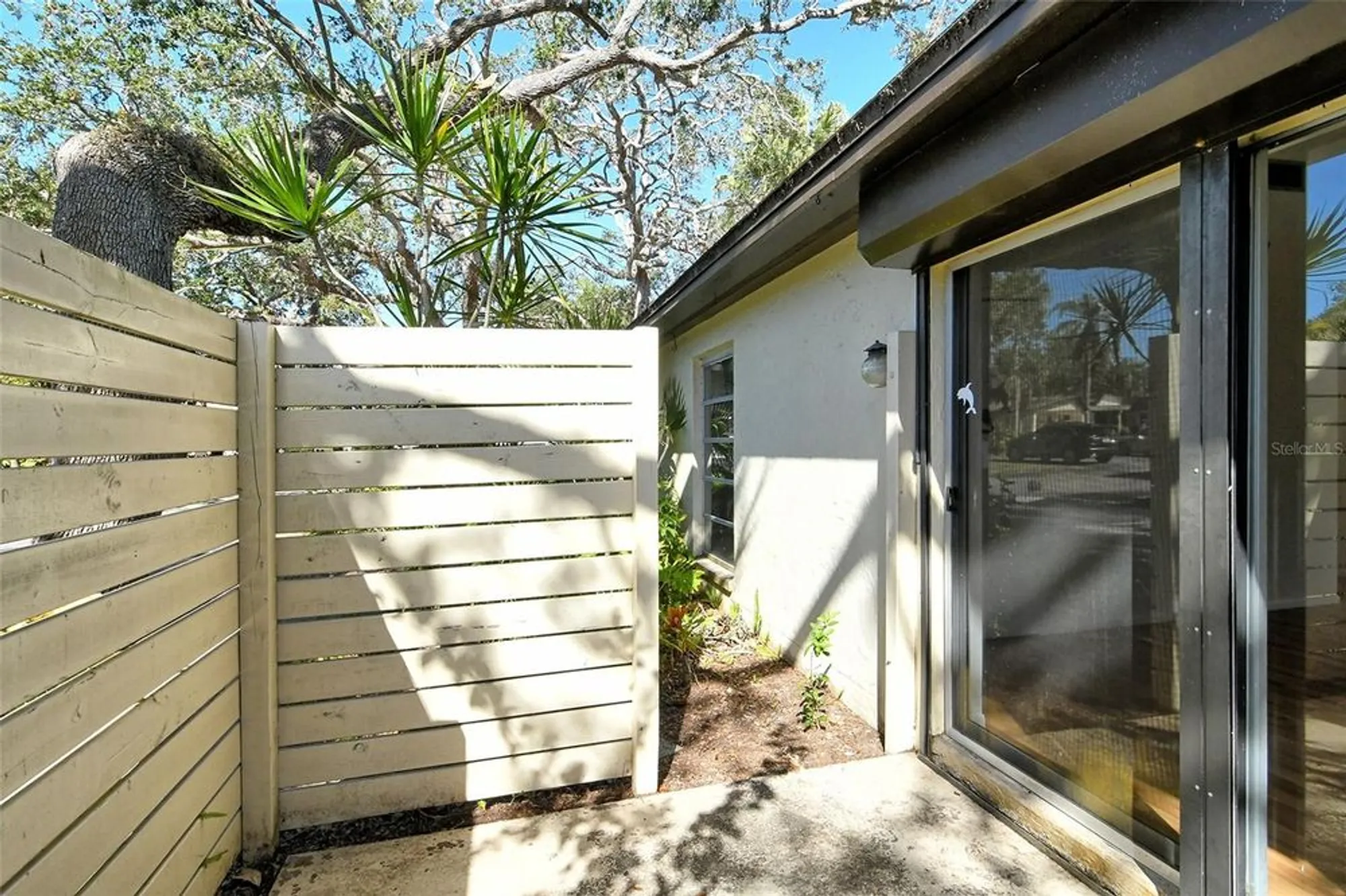 Property Slideshow image 22 of 37 | 6947 woodwind dr 77, Sarasota, FL, 34231