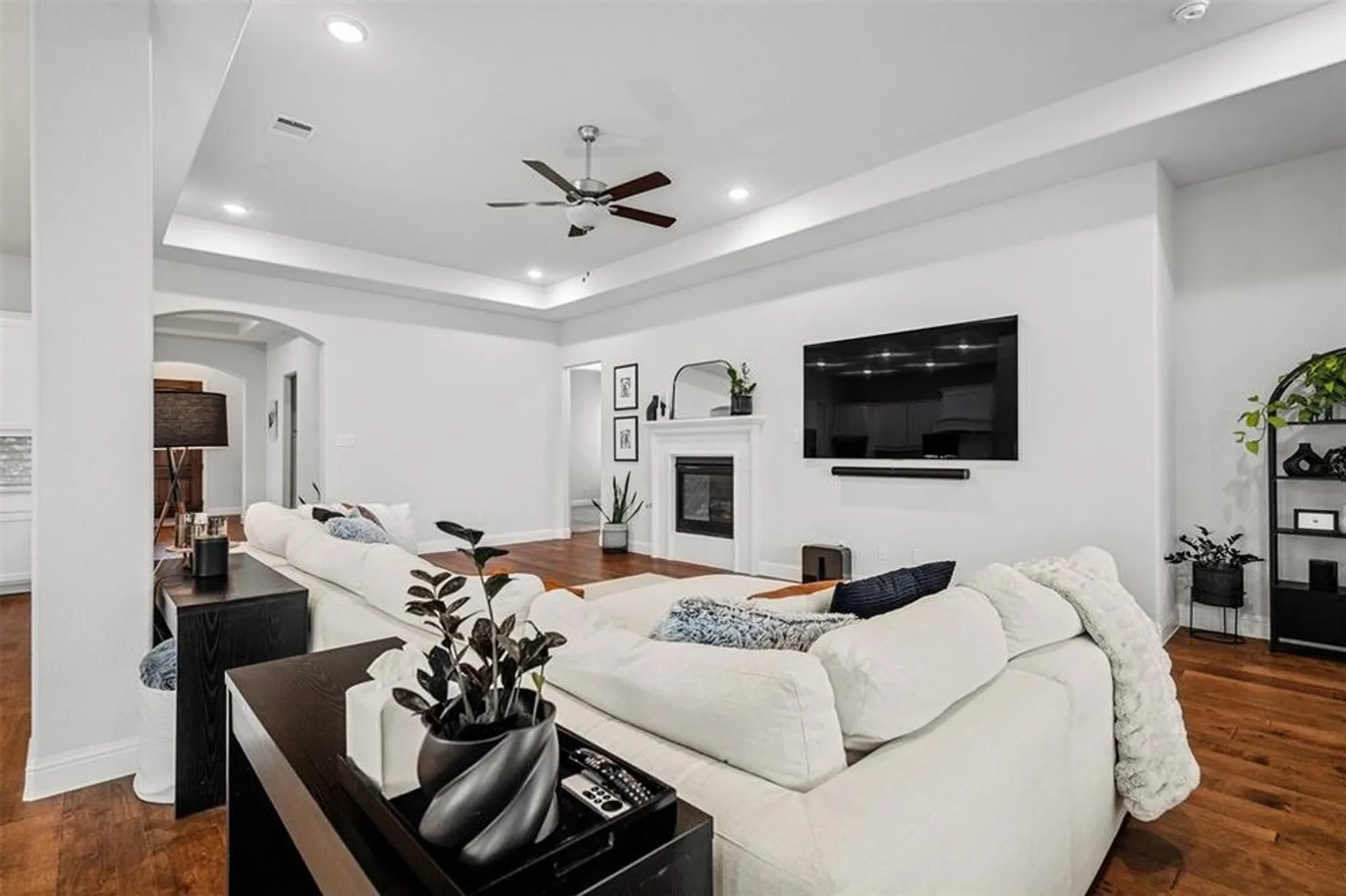 Property Slideshow image 8 of 40 | 2705 cumberland, The Colony, TX, 75056