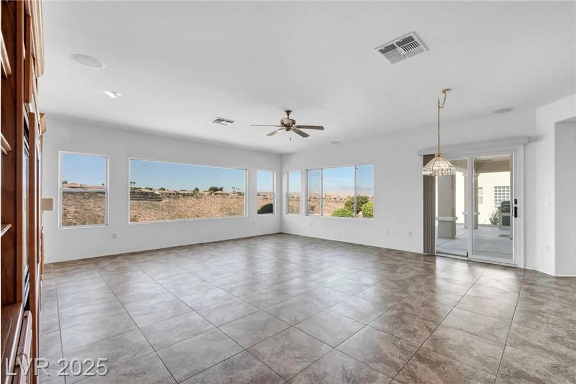Property Slideshow image 11 of 71 | 2567 evening sky dr, Henderson, NV, 89052