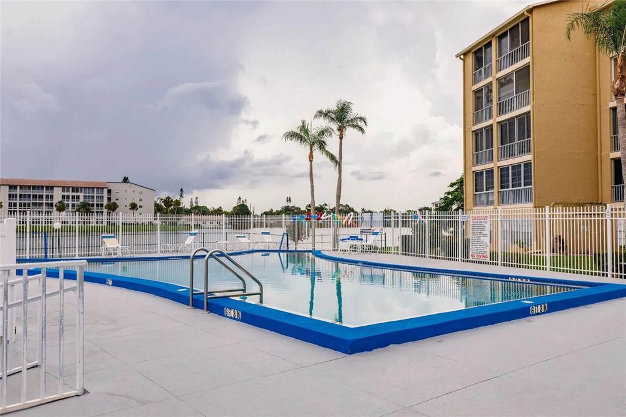 Property Slideshow image 46 of 64 | 3635 lake bayshore dr j-410, Bradenton, FL, 34205