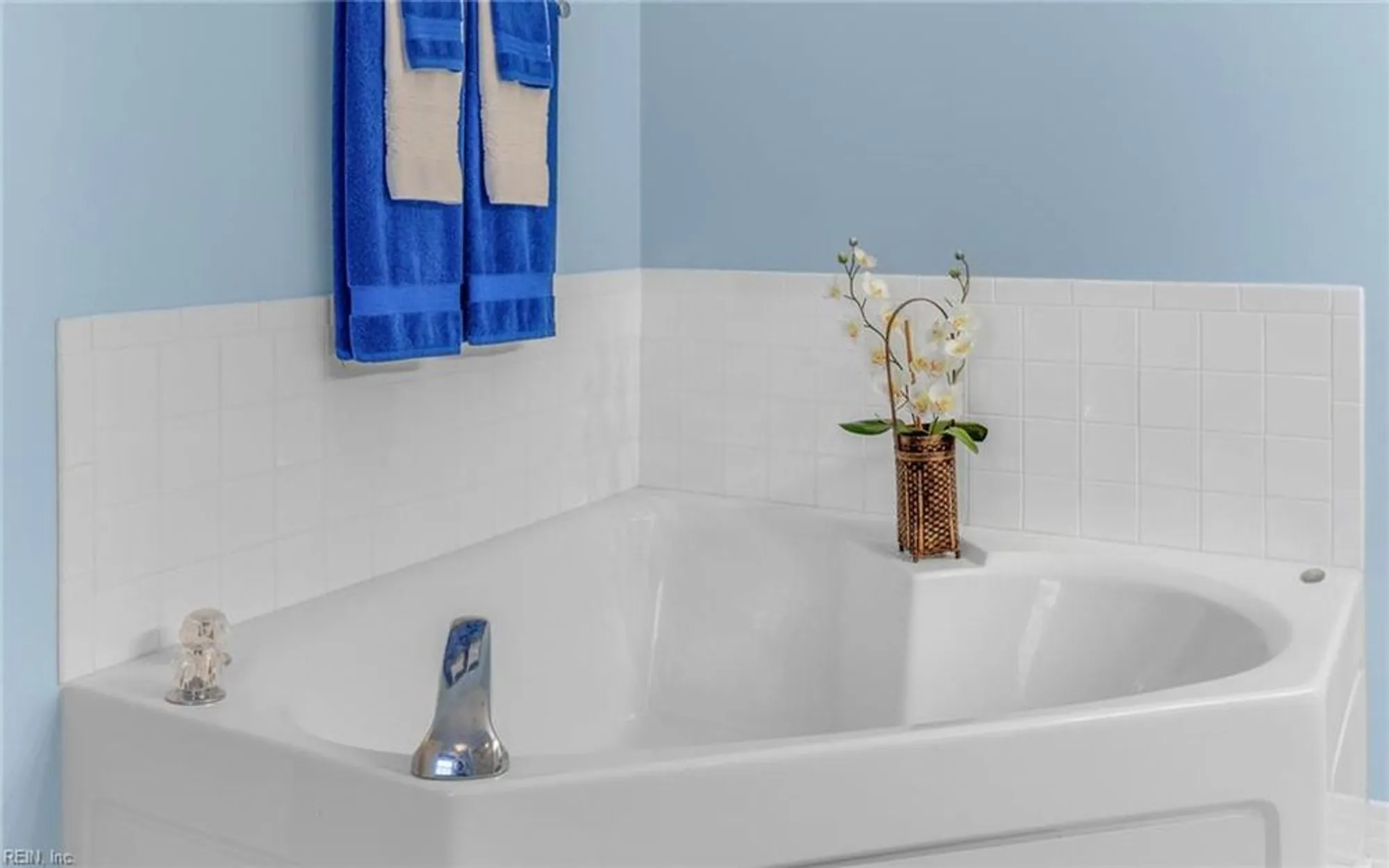 Property Slideshow image 21 of 48 | 2632 einstein dr, Virginia Beach, VA, 23456