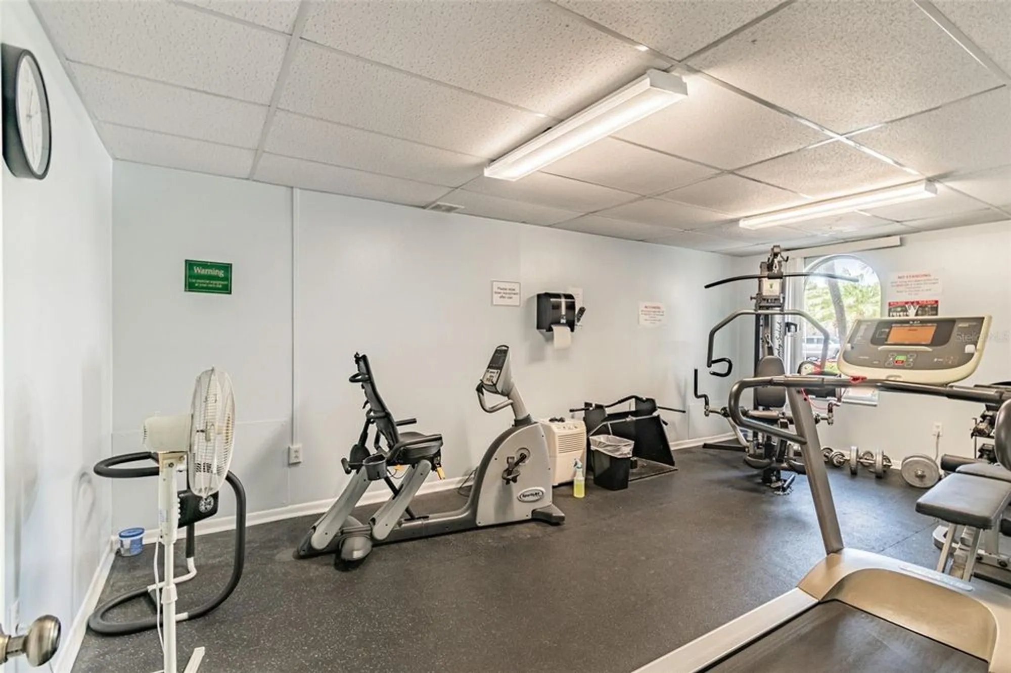 Property Slideshow image 39 of 40 | 19029 us highway 19 n apt 27a, Clearwater, FL, 33764