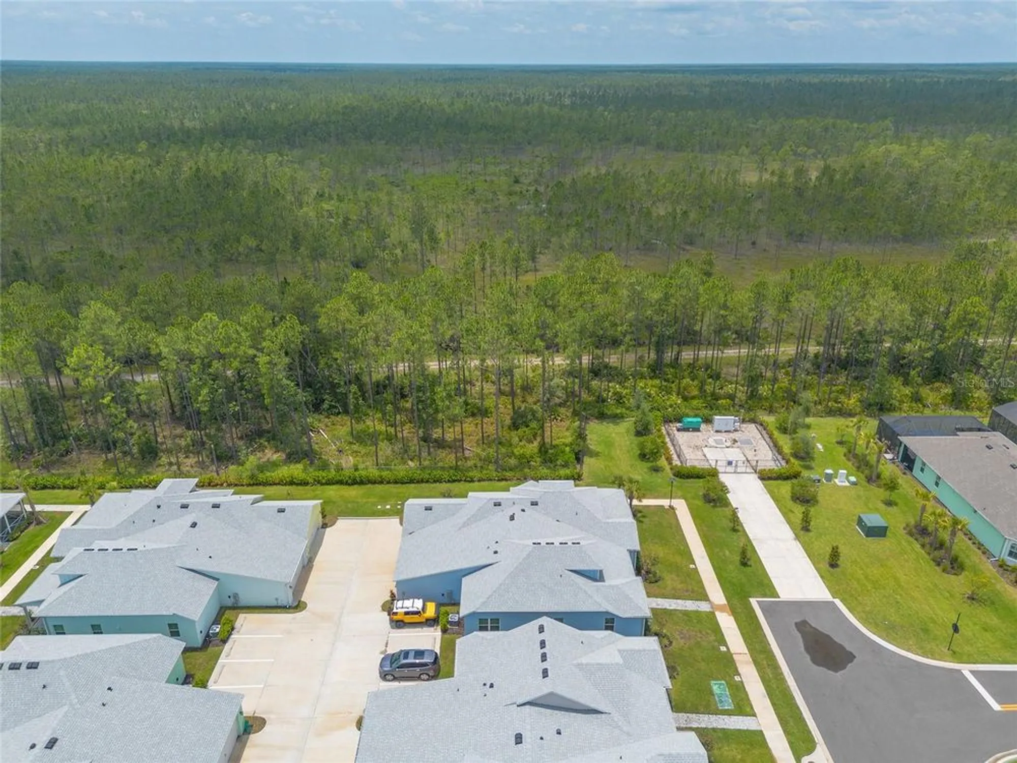 Property Slideshow image 31 of 59 | 333 pop top ln, Daytona Beach, FL, 32124