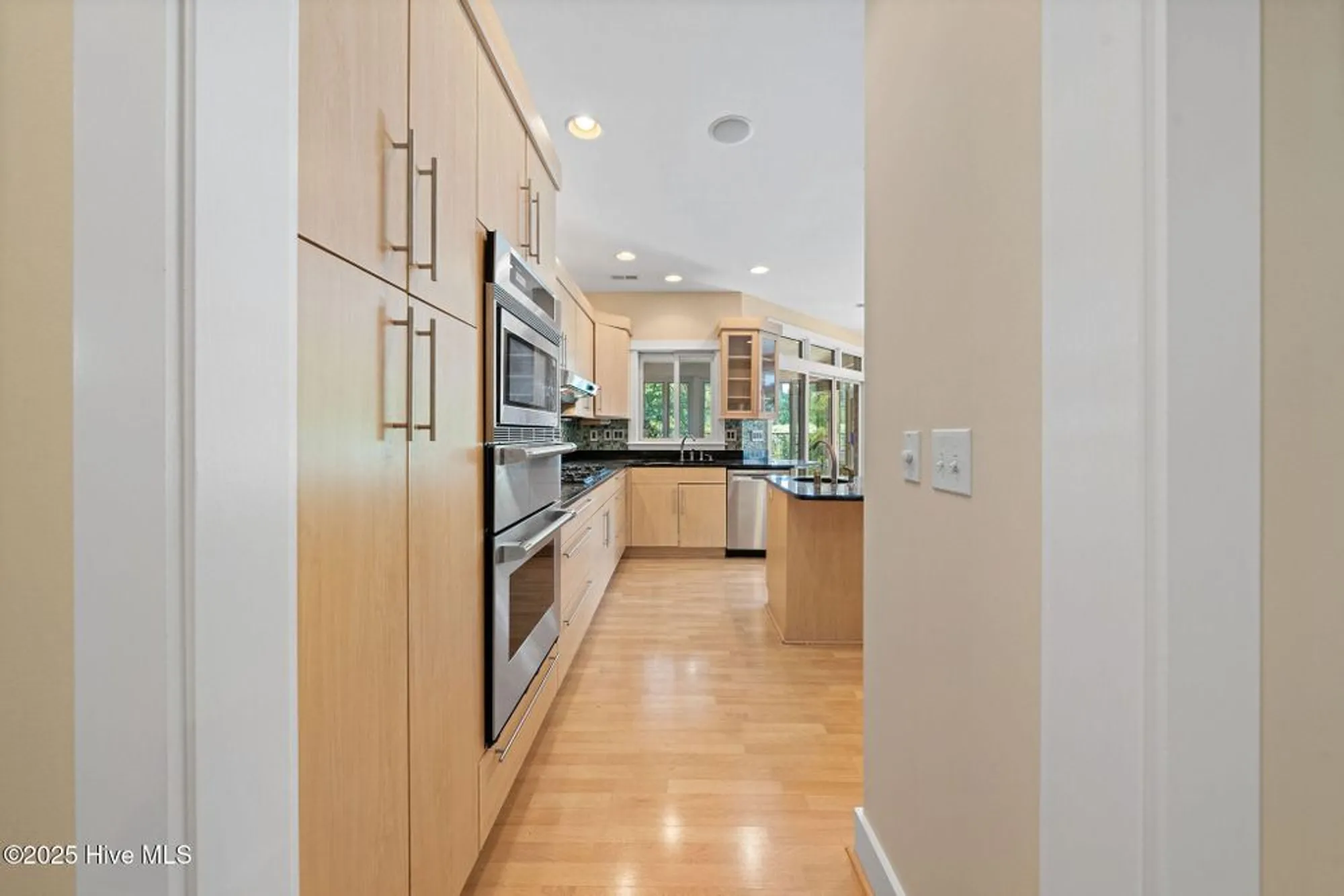 Property Slideshow image 22 of 76 | 2945 moorings way, Southport, NC, 28461