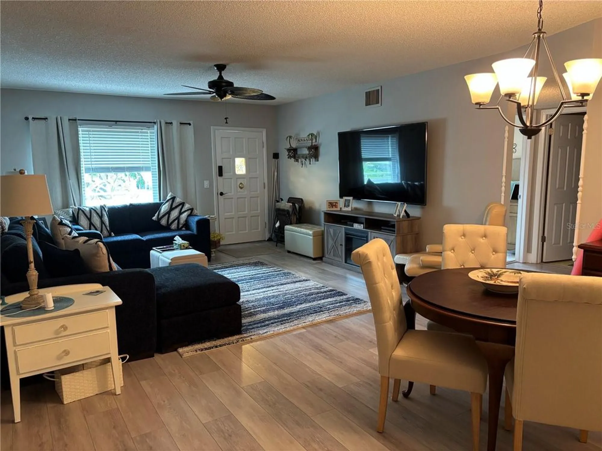 Property Slideshow image 5 of 29 | 2426 ecuadorian way 24, Clearwater, FL, 33763