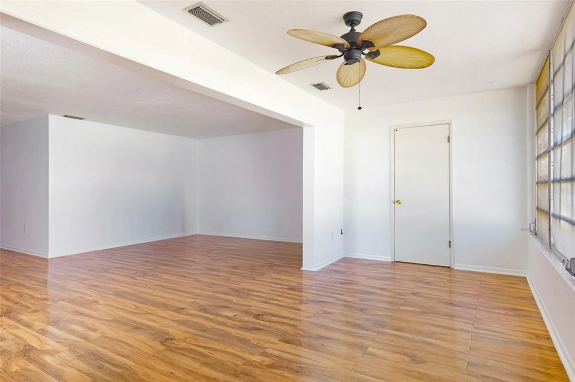 Property Slideshow image 6 of 30 | 3010 59th st 303, Gulfport, FL, 33707