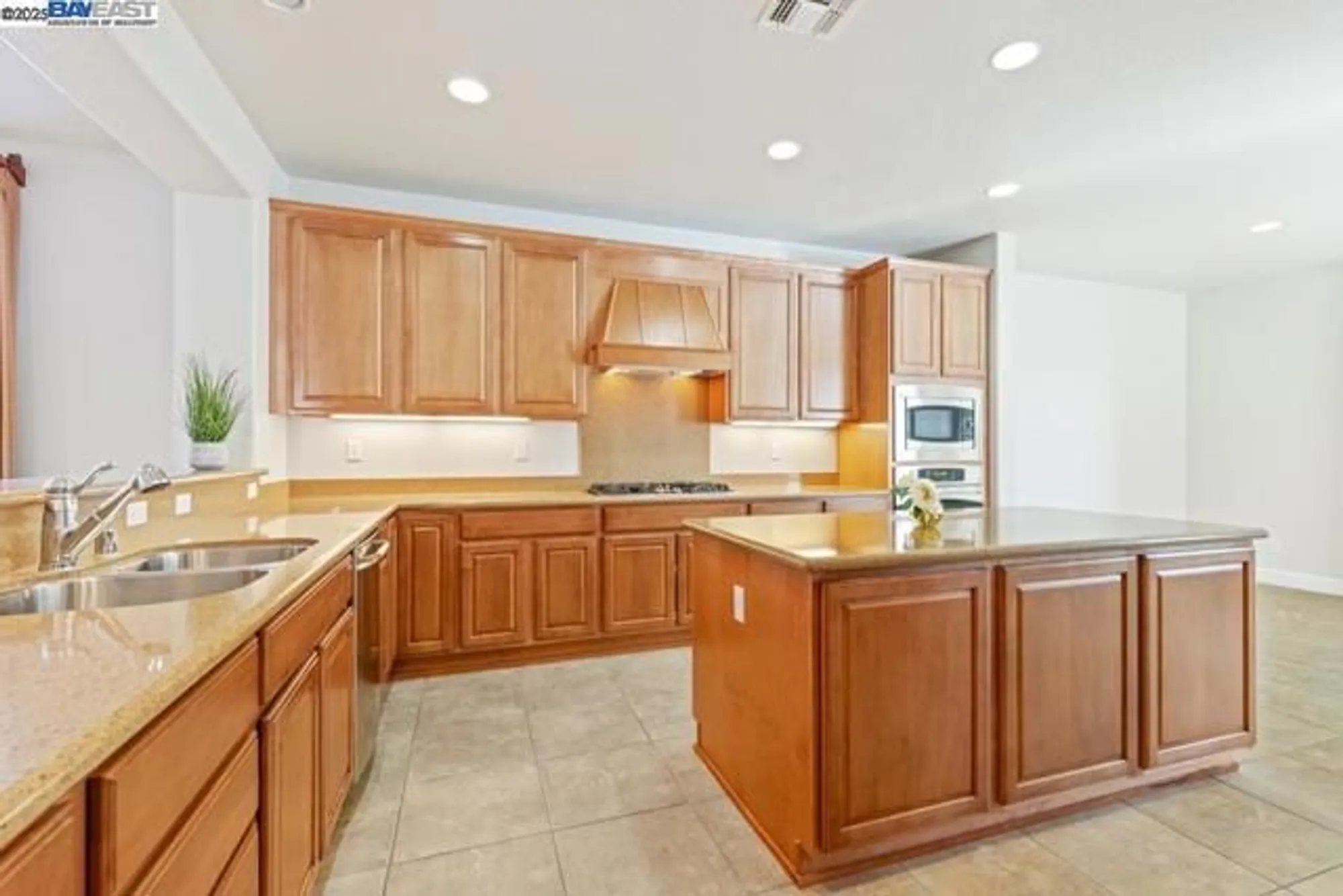 Property Slideshow image 18 of 60 | 2387 birdsong pl, Manteca, CA, 95336