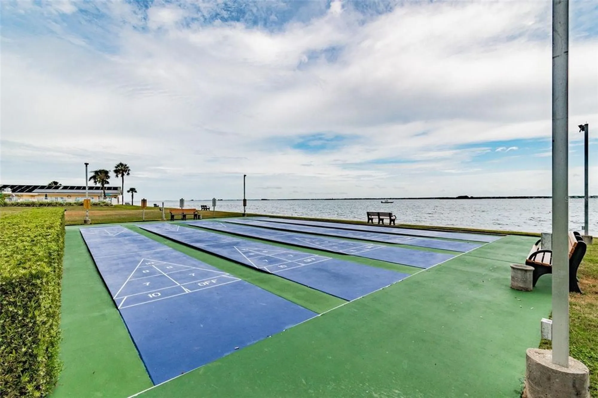 Property Slideshow image 52 of 71 | 5 gateshead dr 203, Dunedin, FL, 34698