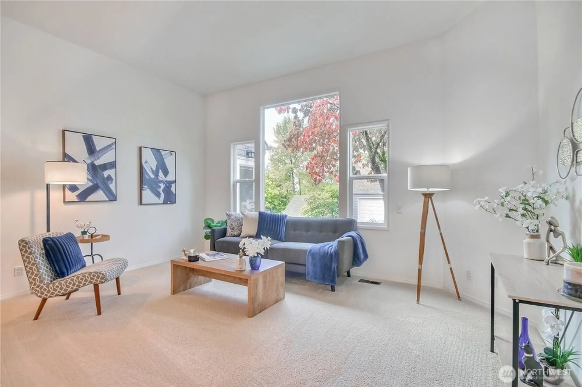 Property Slideshow image 13 of 38 | 4228 221st pl se # 1083, Issaquah, WA, 98029