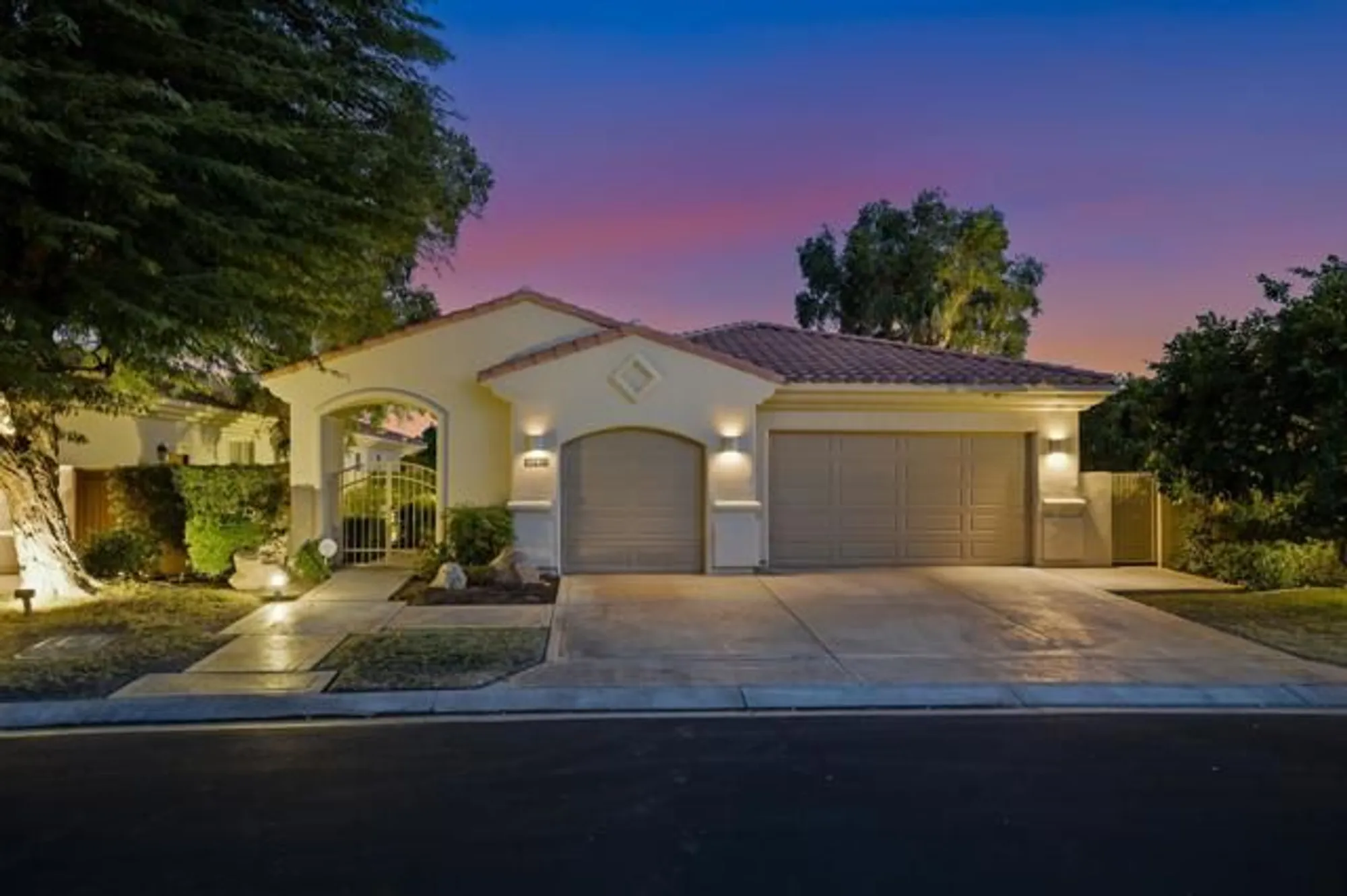 Property Slideshow image 35 of 38 | 55274 big spg, La Quinta, CA, 92253