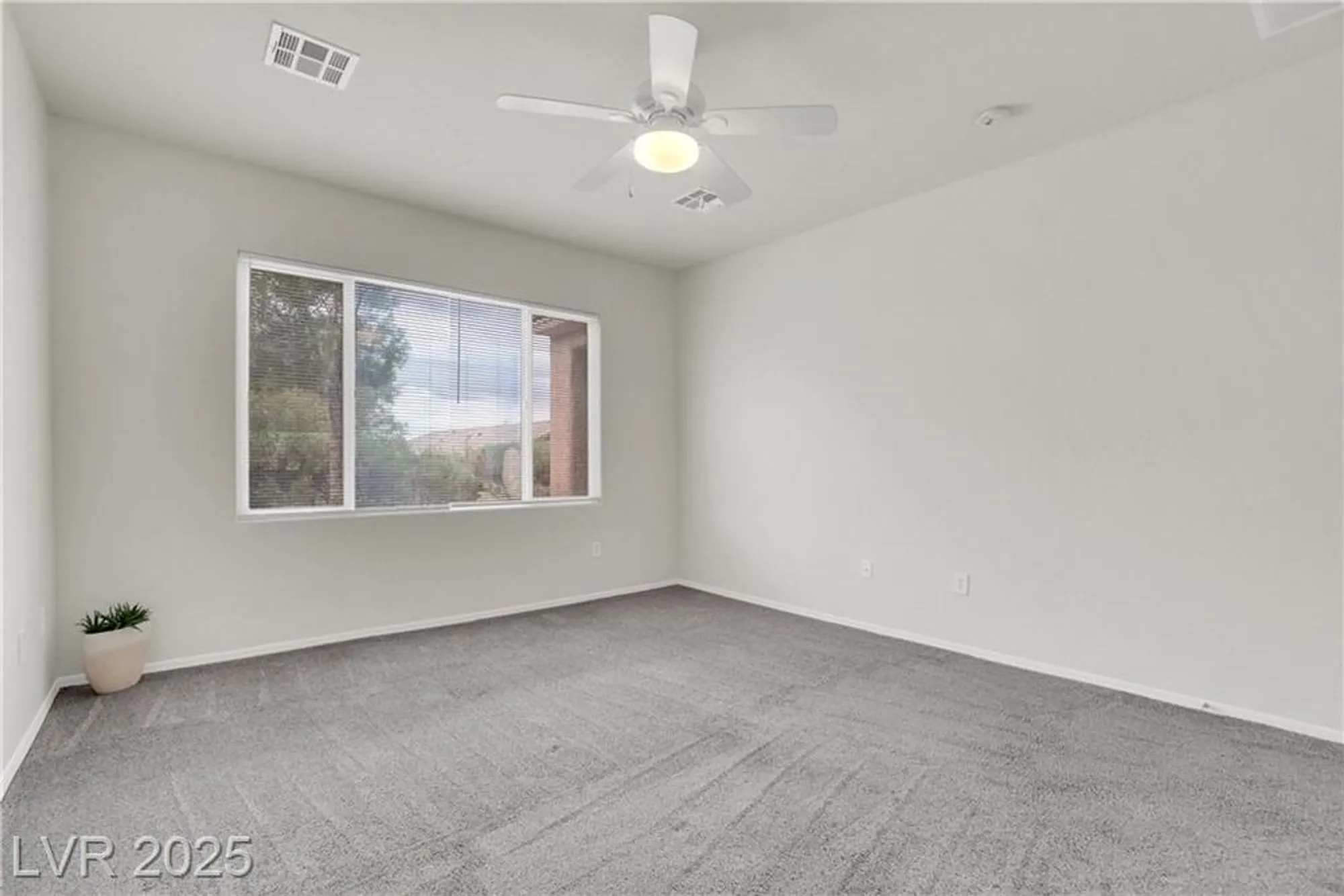 Property Slideshow image 17 of 45 | 2343 galilean moon st, Henderson, NV, 89044