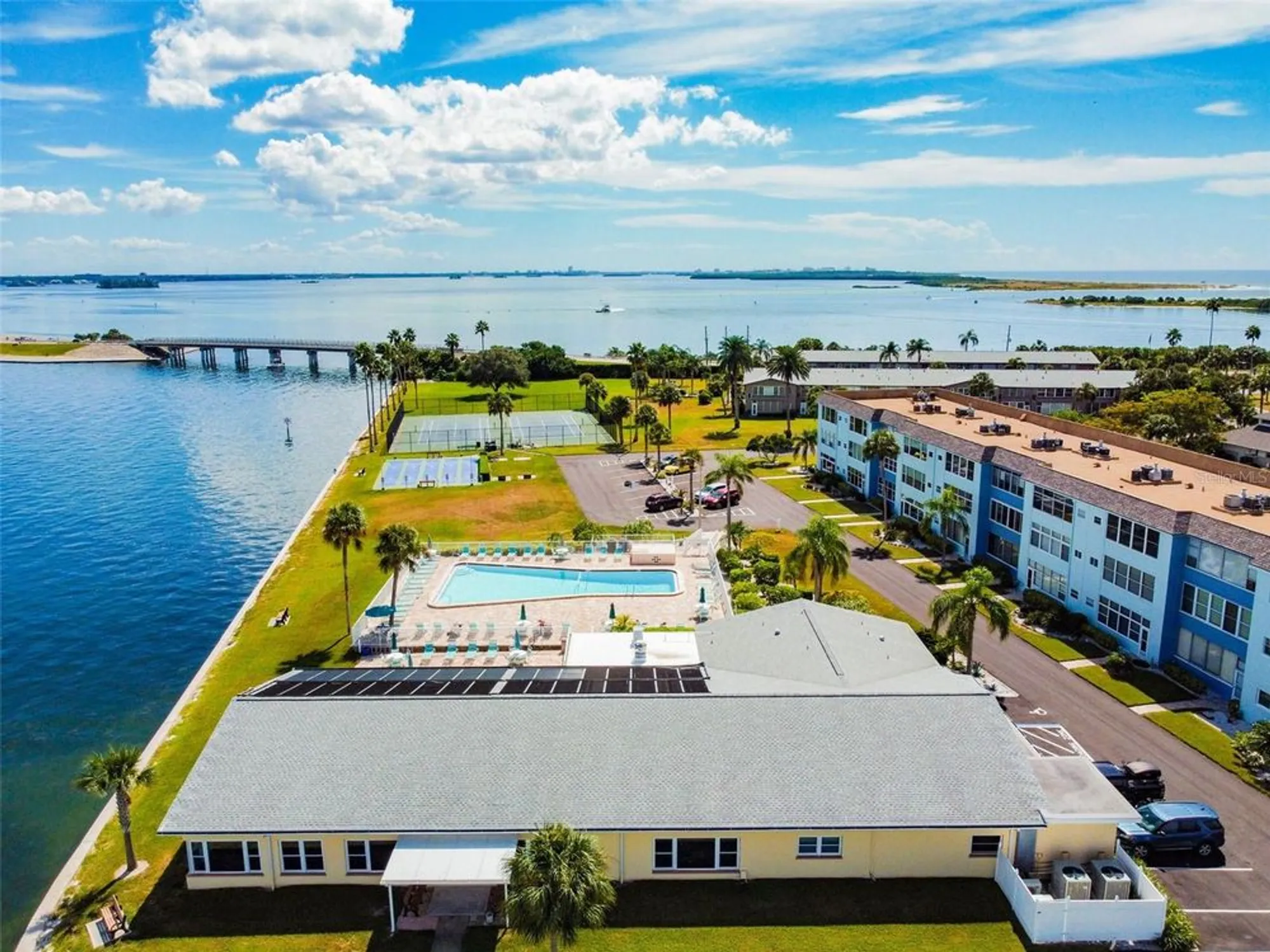 Property Slideshow image 42 of 71 | 5 gateshead dr 203, Dunedin, FL, 34698