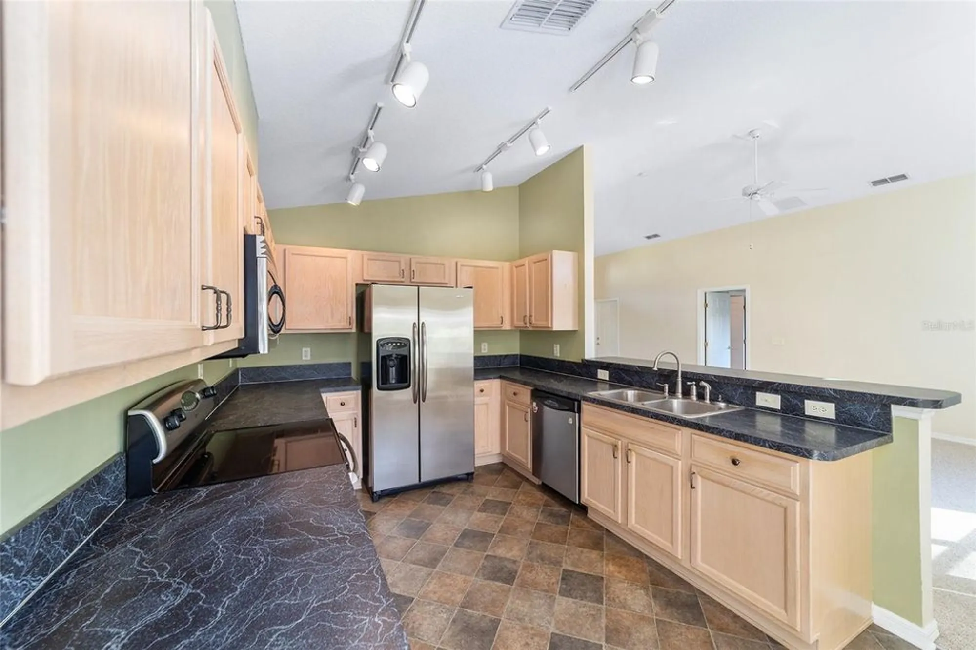 Property Slideshow image 10 of 33 | 7466 sw 111th ln, Ocala, FL, 34476