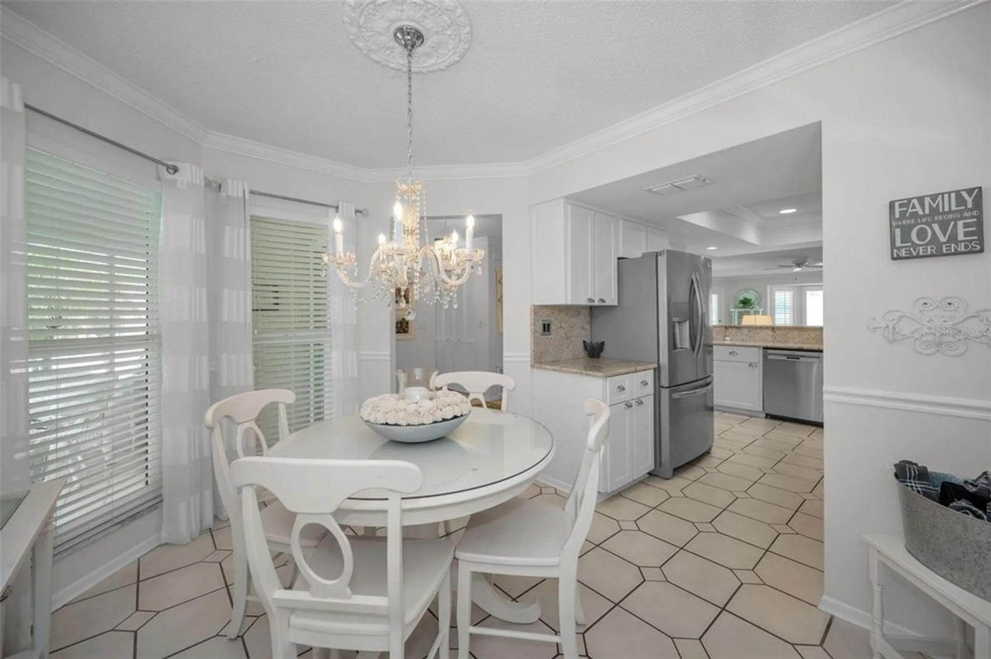 Property Slideshow image 18 of 58 | 1199 woodfield ct, Palm Harbor, FL, 34684