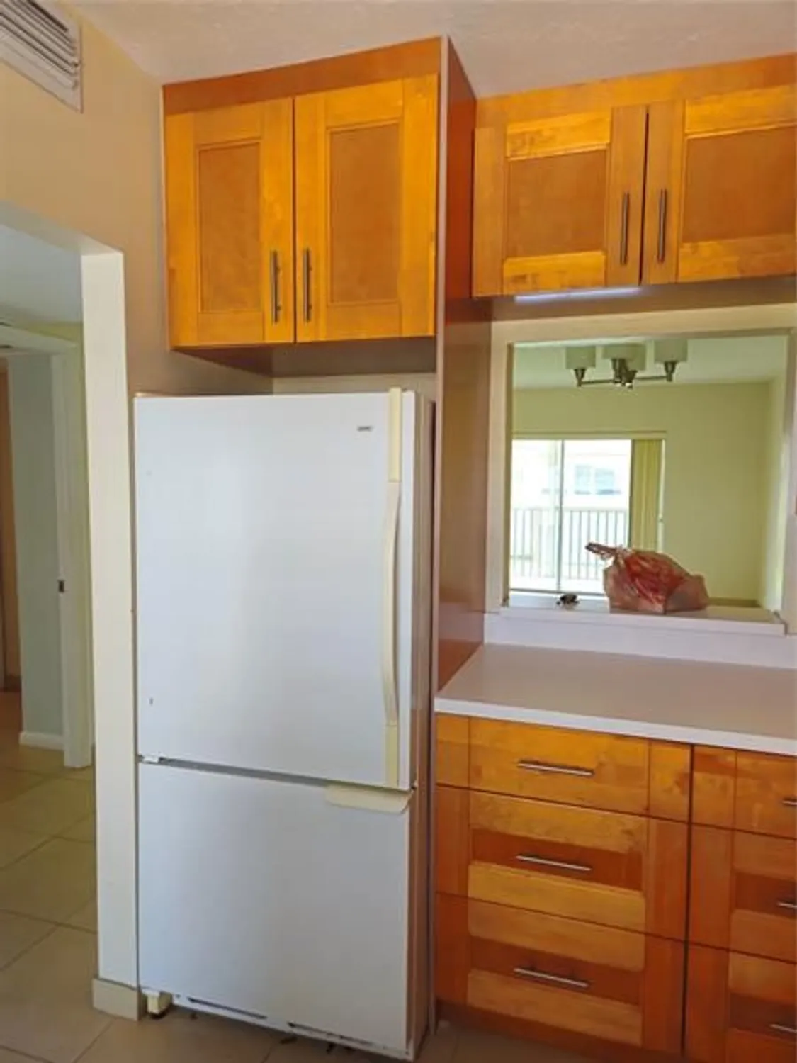Property Slideshow image 1 of 35 | 7500 nw 5th pl apt 201, Margate, FL, 33063