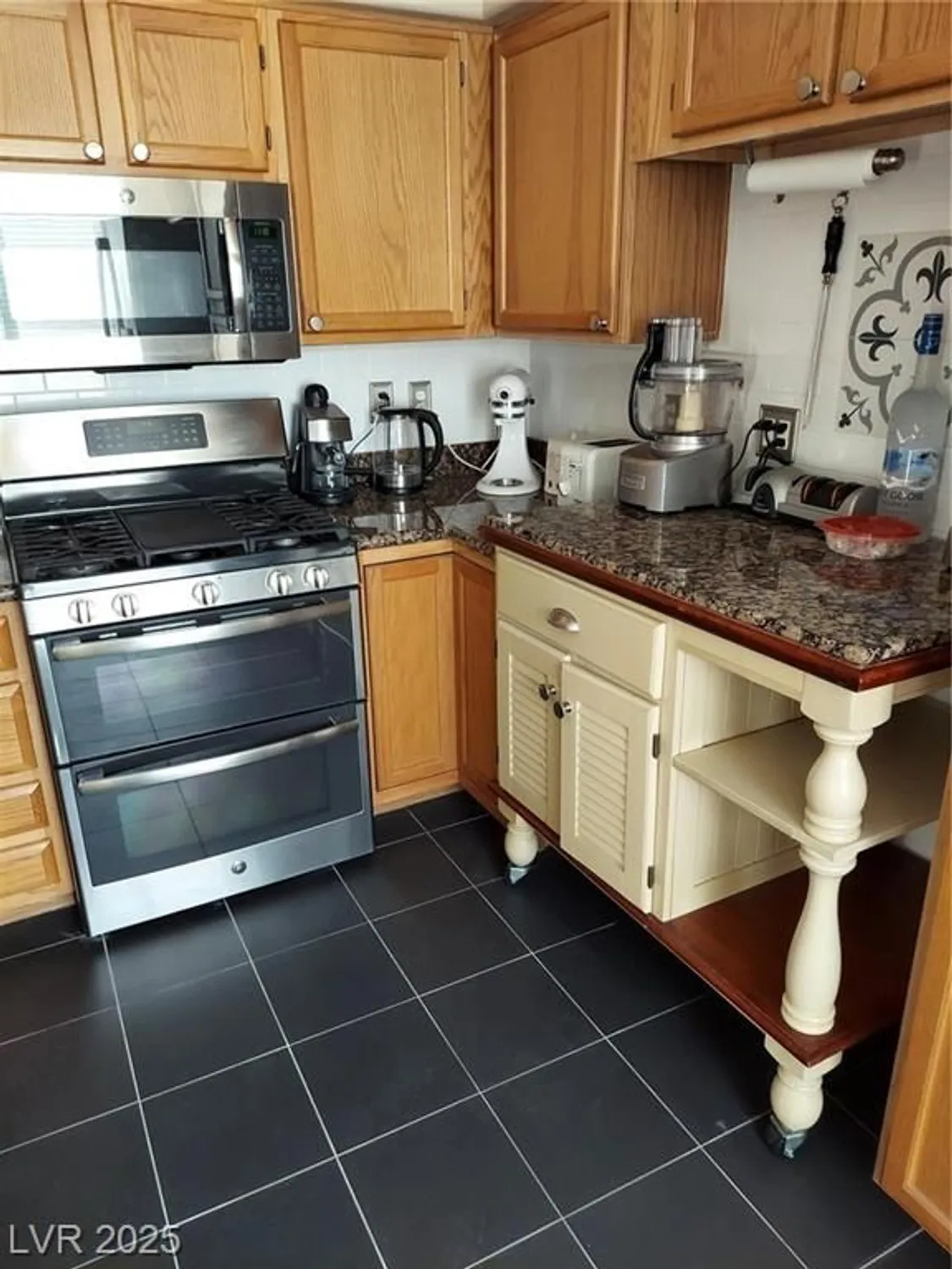 Property Slideshow image 4 of 29 | 3425 e russell rd 161, Las Vegas, NV, 89120