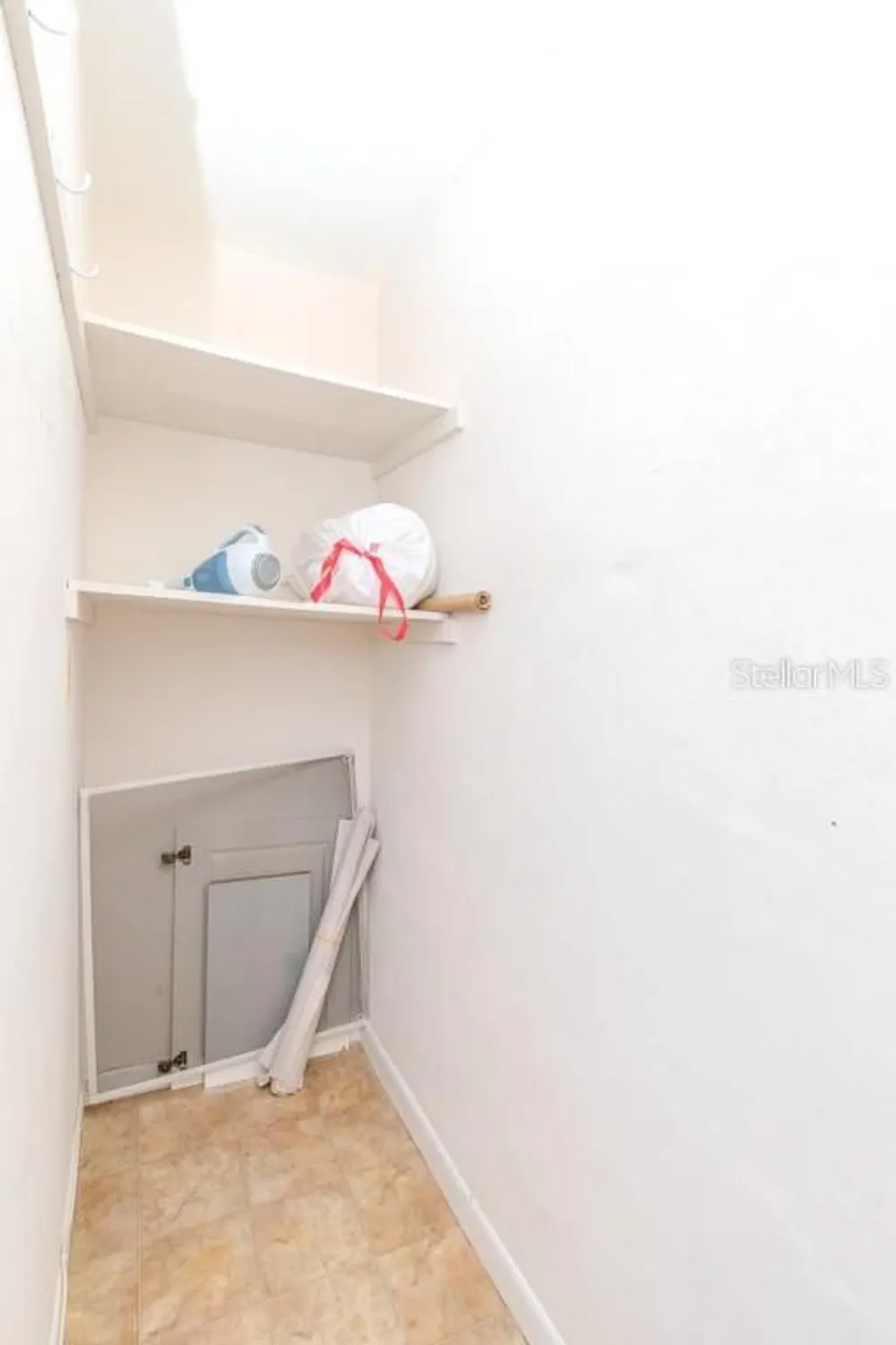 Property Slideshow image 23 of 51 | 6025 shore blvd 611, Gulfport, FL, 33707