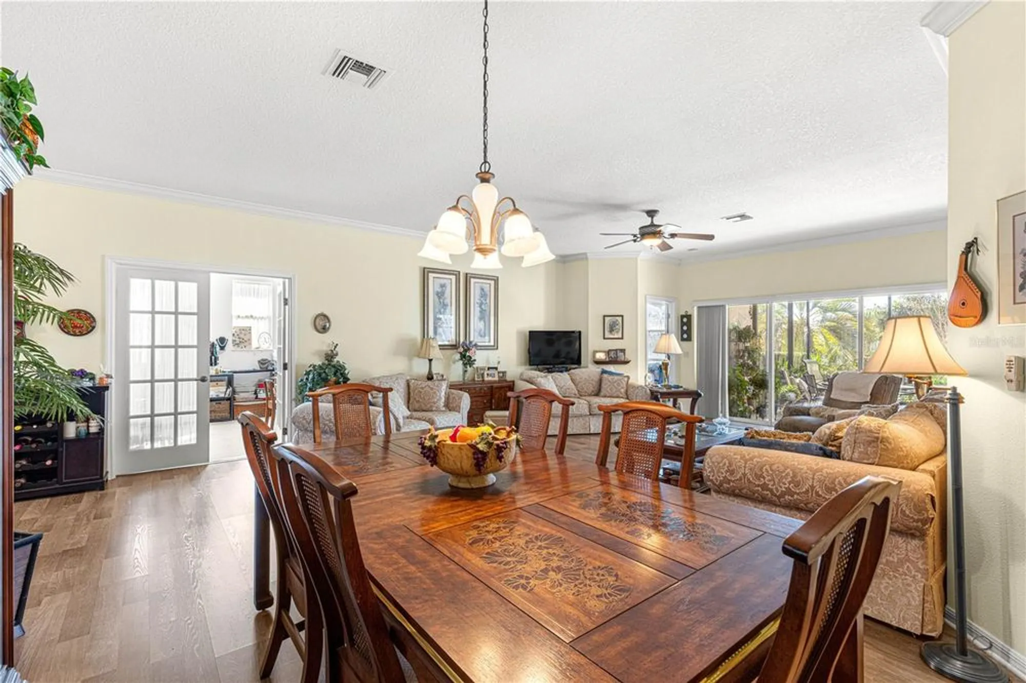 Property Slideshow image 9 of 42 | 10055 sw 90th loop, Ocala, FL, 34481