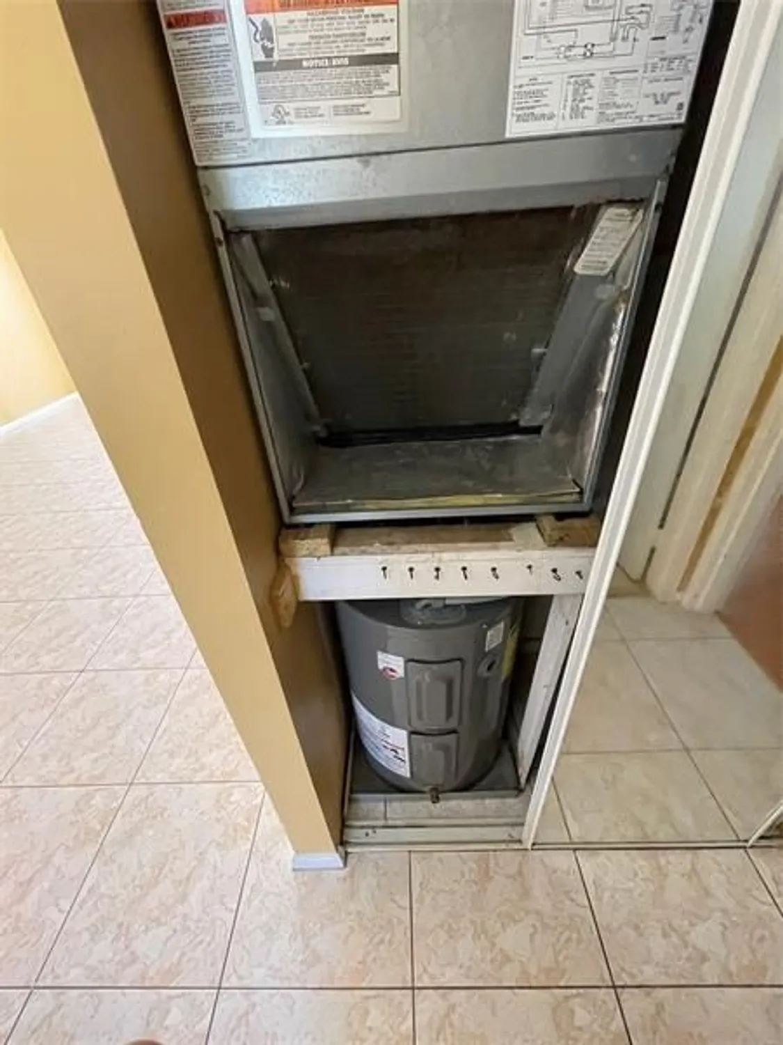 Property Slideshow image 35 of 47 | 1025 country club dr apt 407, Margate, FL, 33063