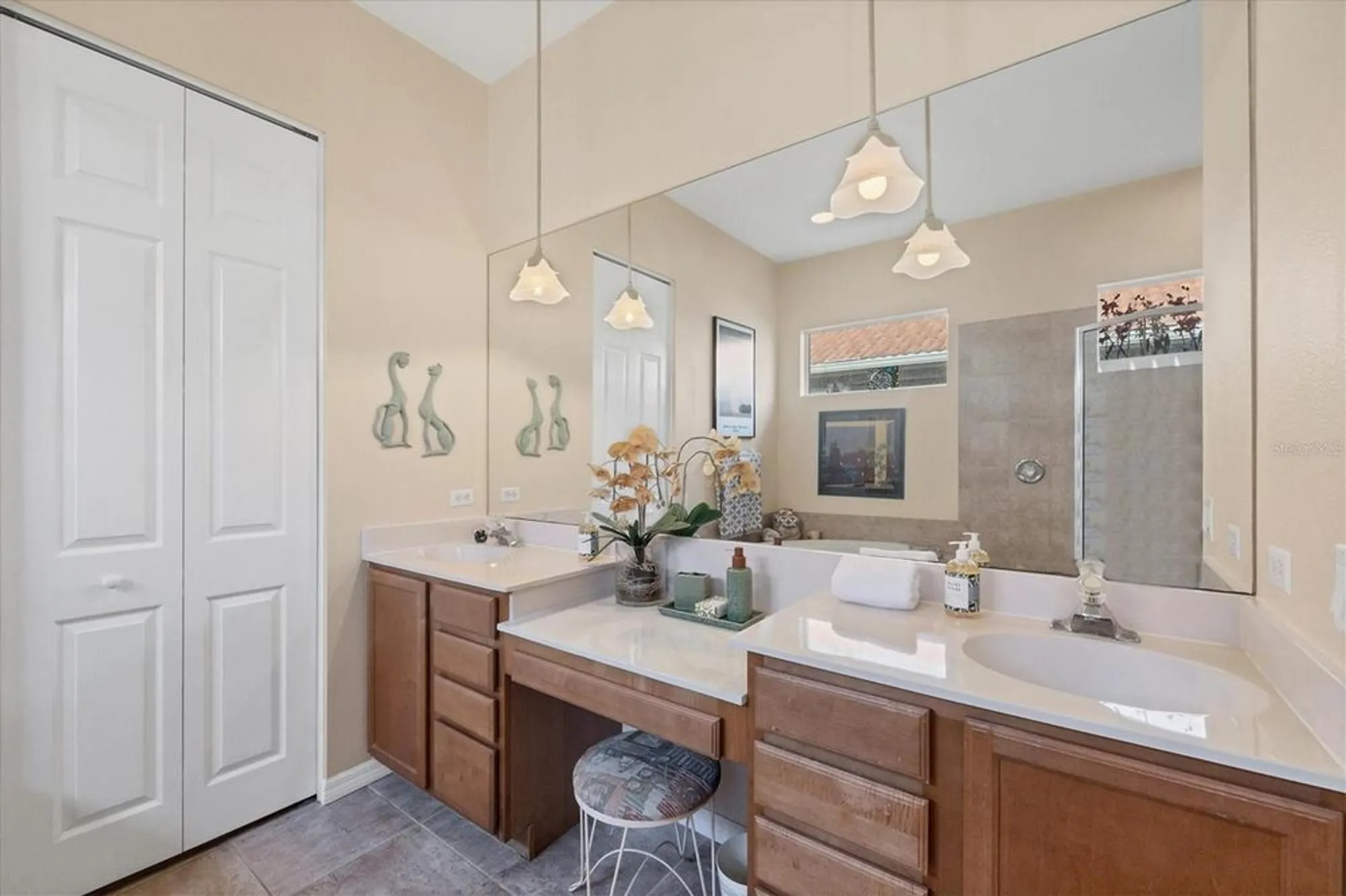 Property Slideshow image 23 of 60 | 5223 pine shadow ln, North Port, FL, 34287