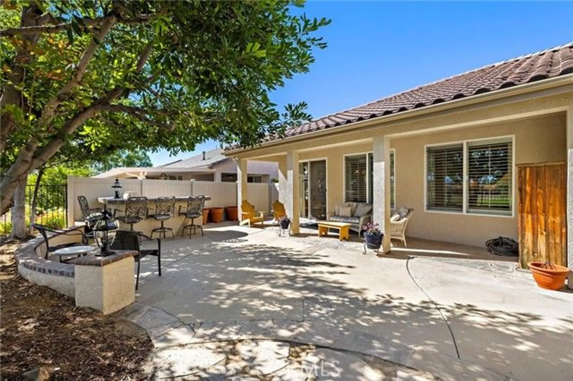 Property Slideshow image 32 of 33 | 28545 raintree dr, Menifee, CA, 92584