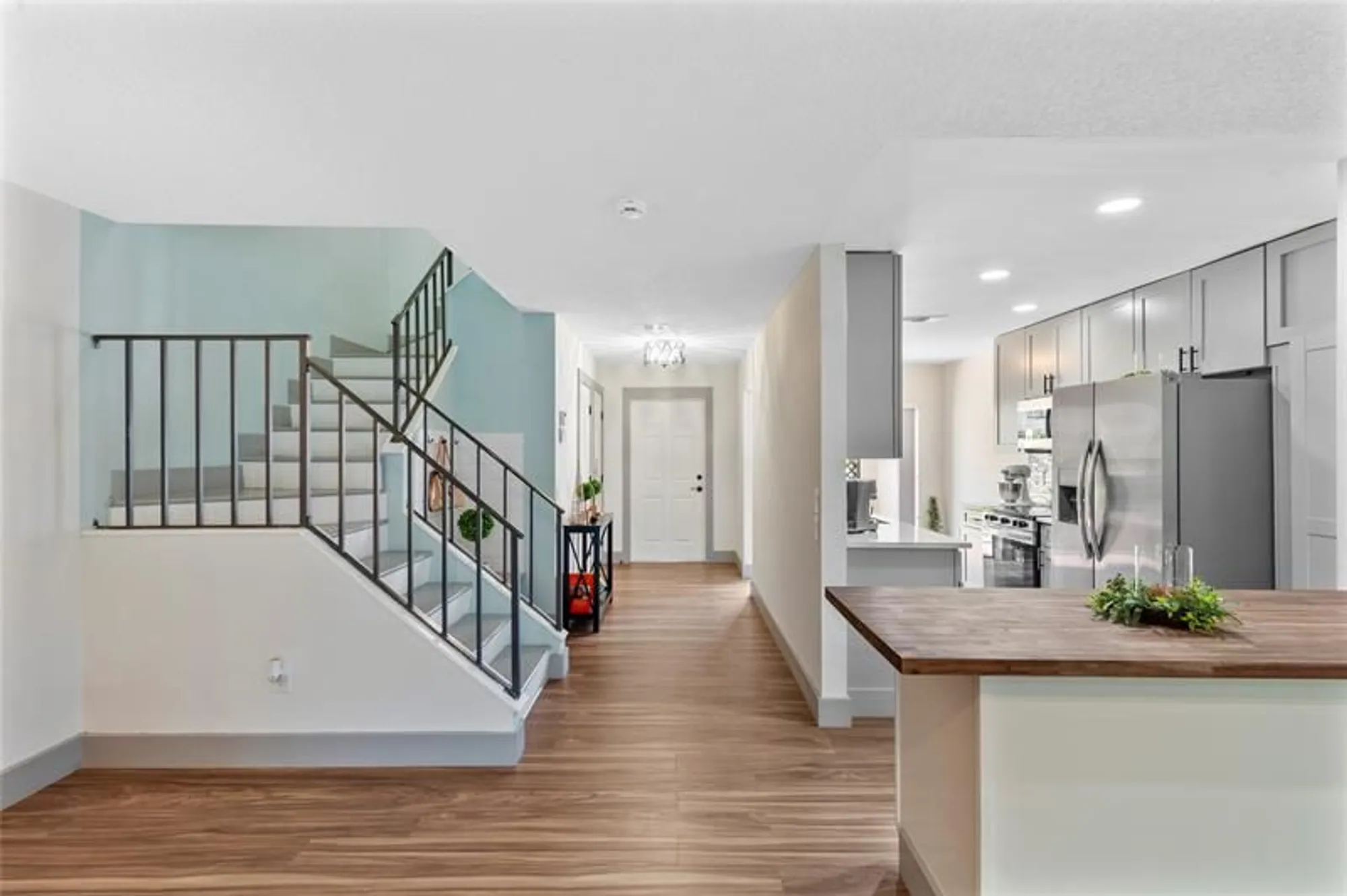 Property Slideshow image 5 of 29 | 21691 cypress rd apt 16c, Boca Raton, FL, 33433