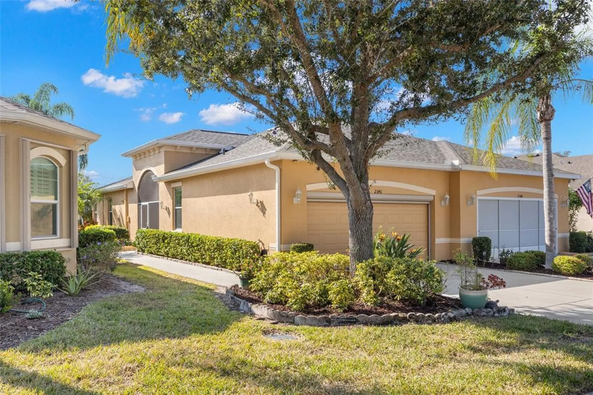 Property Slideshow image 4 of 66 | 2346 oakley green dr, Sun City Center, FL, 33573