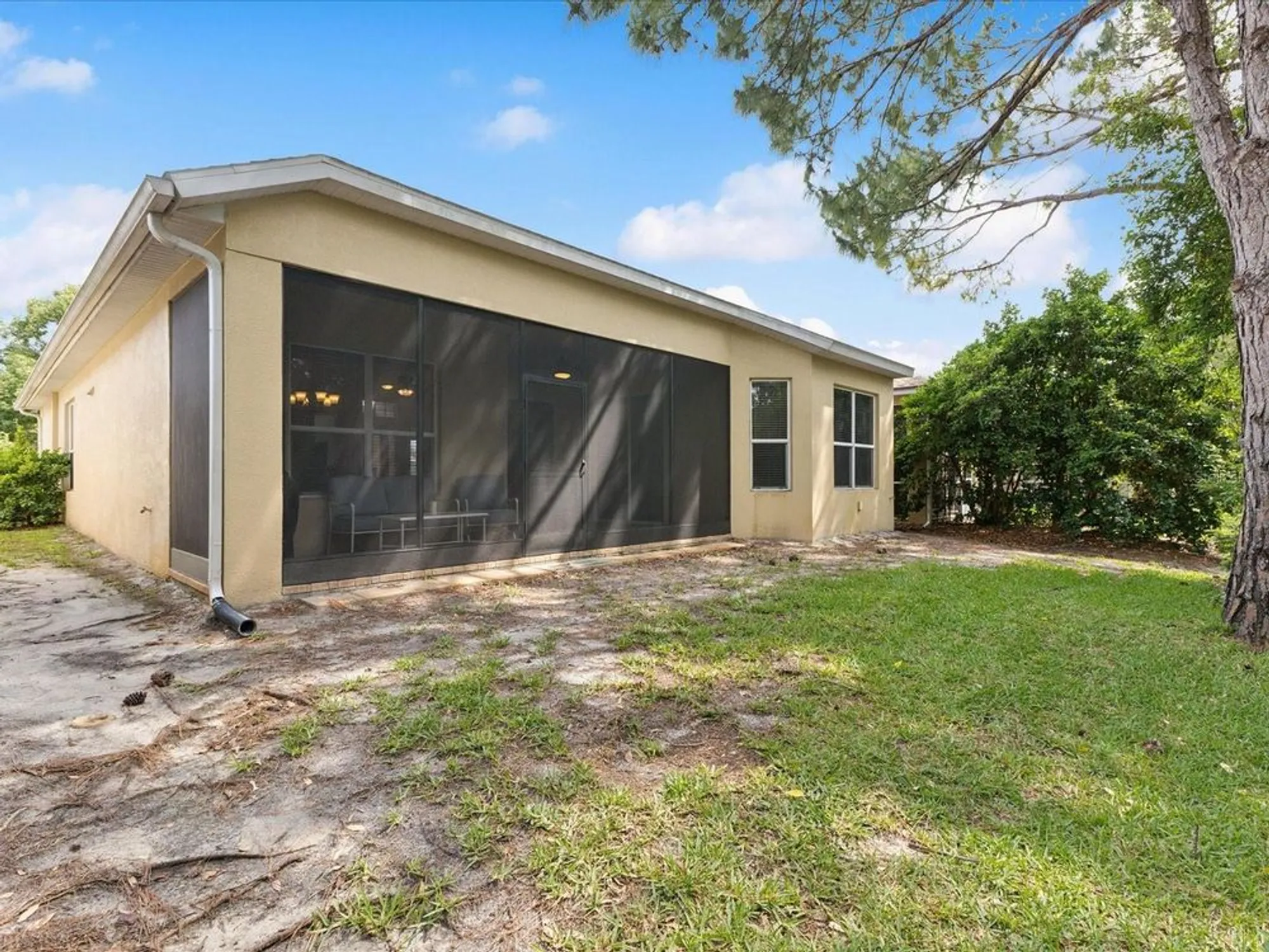 Property Slideshow image 38 of 82 | 10187 holly berry dr, Weeki Wachee, FL, 34613