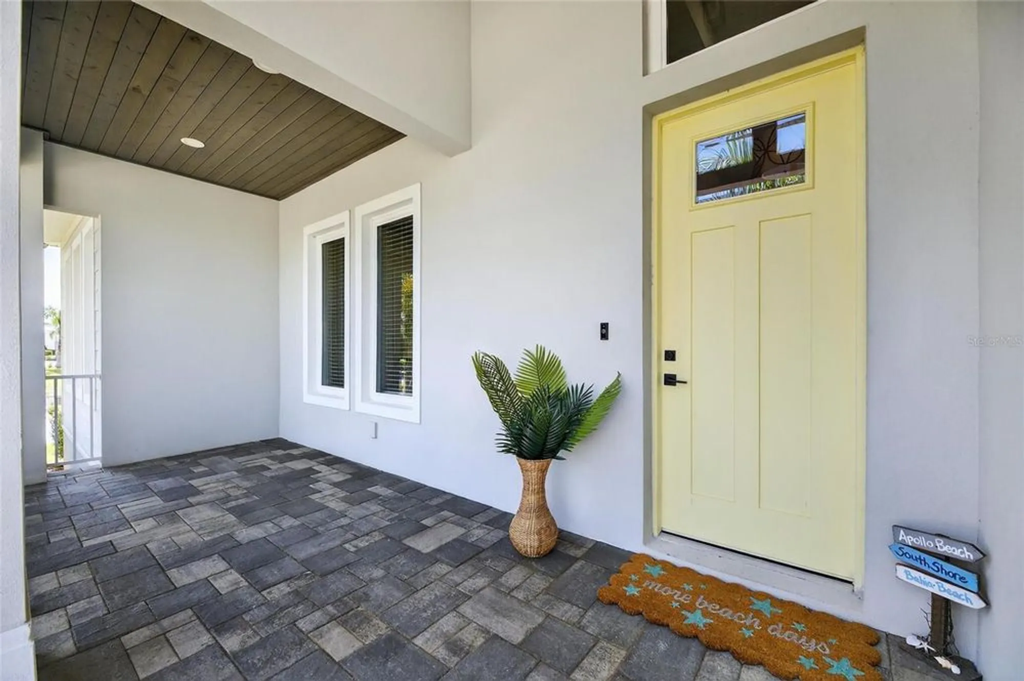 Property Slideshow image 8 of 91 | 614 pinckney dr, Apollo Beach, FL, 33572