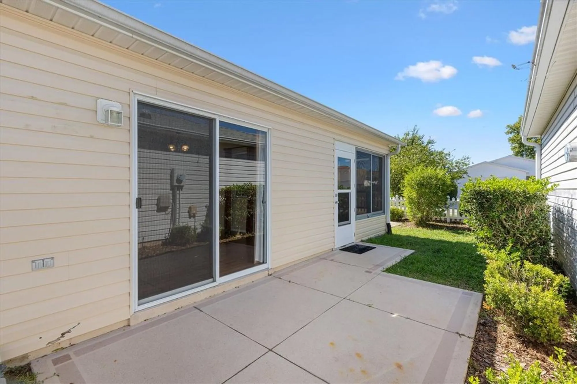 Property Slideshow image 23 of 29 | 1611 campos dr, The Villages, FL, 32162