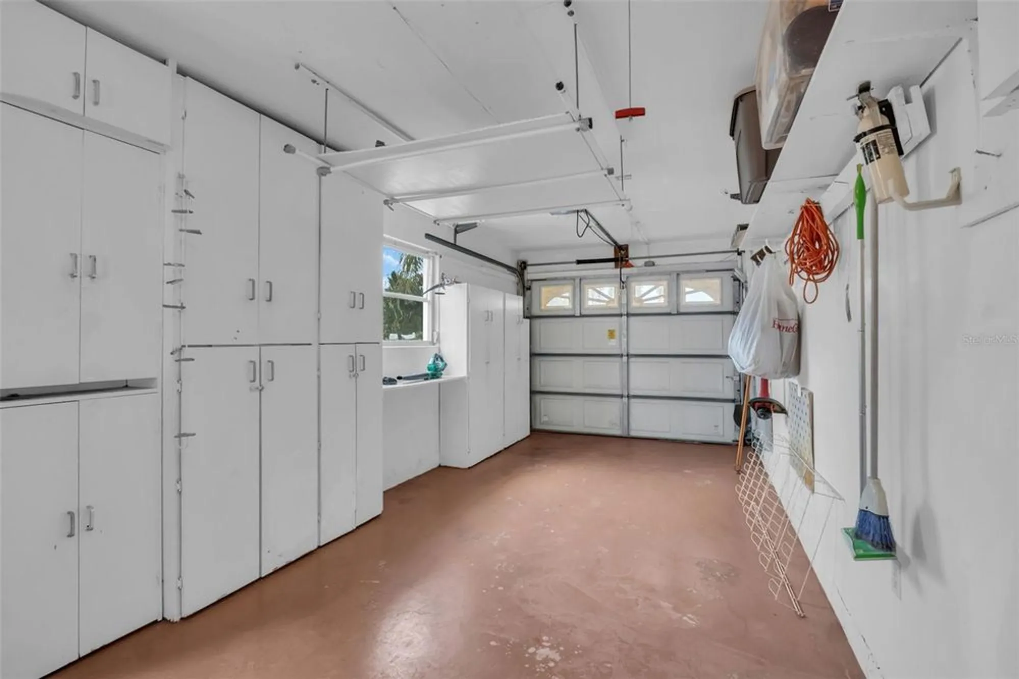 Property Slideshow image 36 of 71 | 9082 141st st, Seminole, FL, 33776