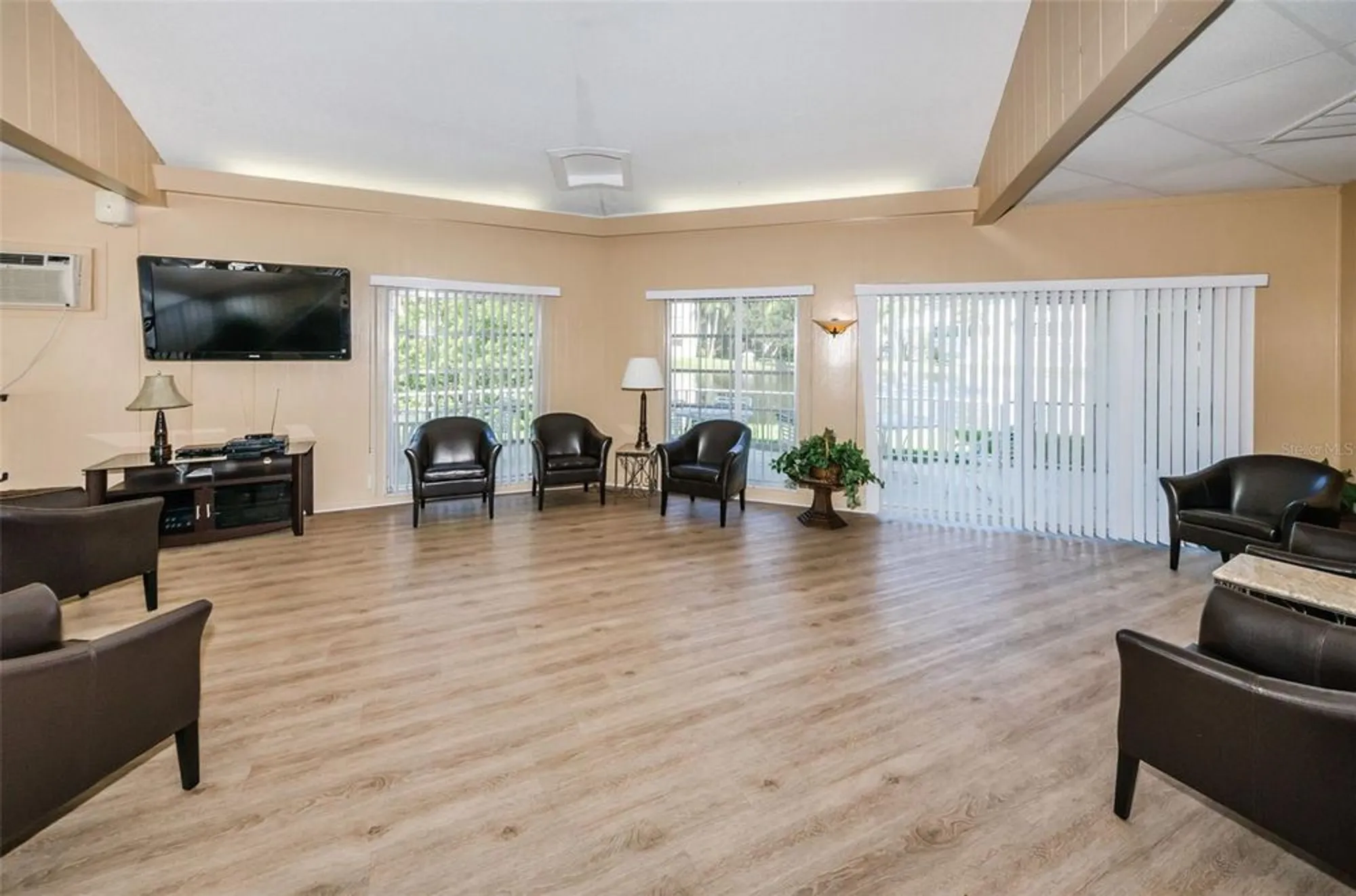 Property Slideshow image 41 of 53 | 960 virginia st 307, Dunedin, FL, 34698