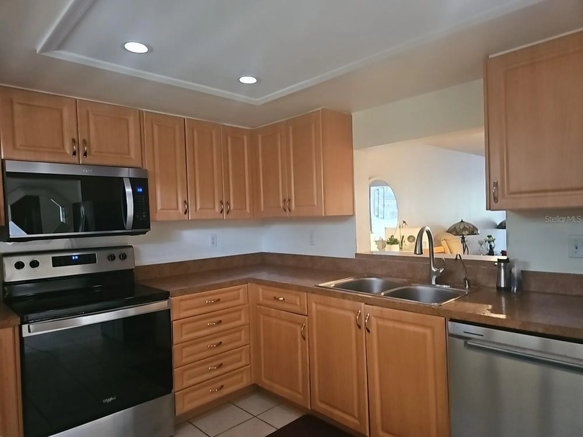 Property Slideshow image 12 of 33 | 3076 eastland blvd 210, Clearwater, FL, 33761