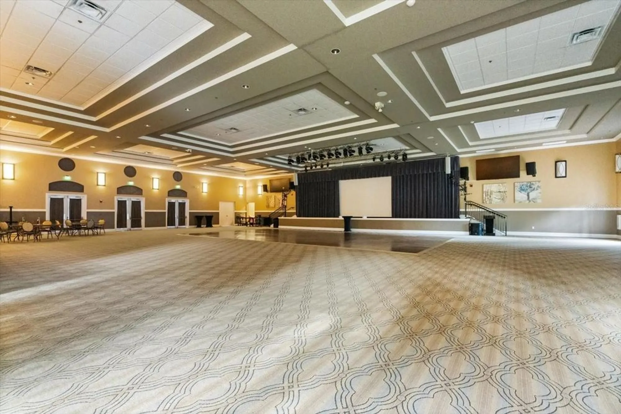 Property Slideshow image 44 of 54 | 100 silver maple rd, Groveland, FL, 34736