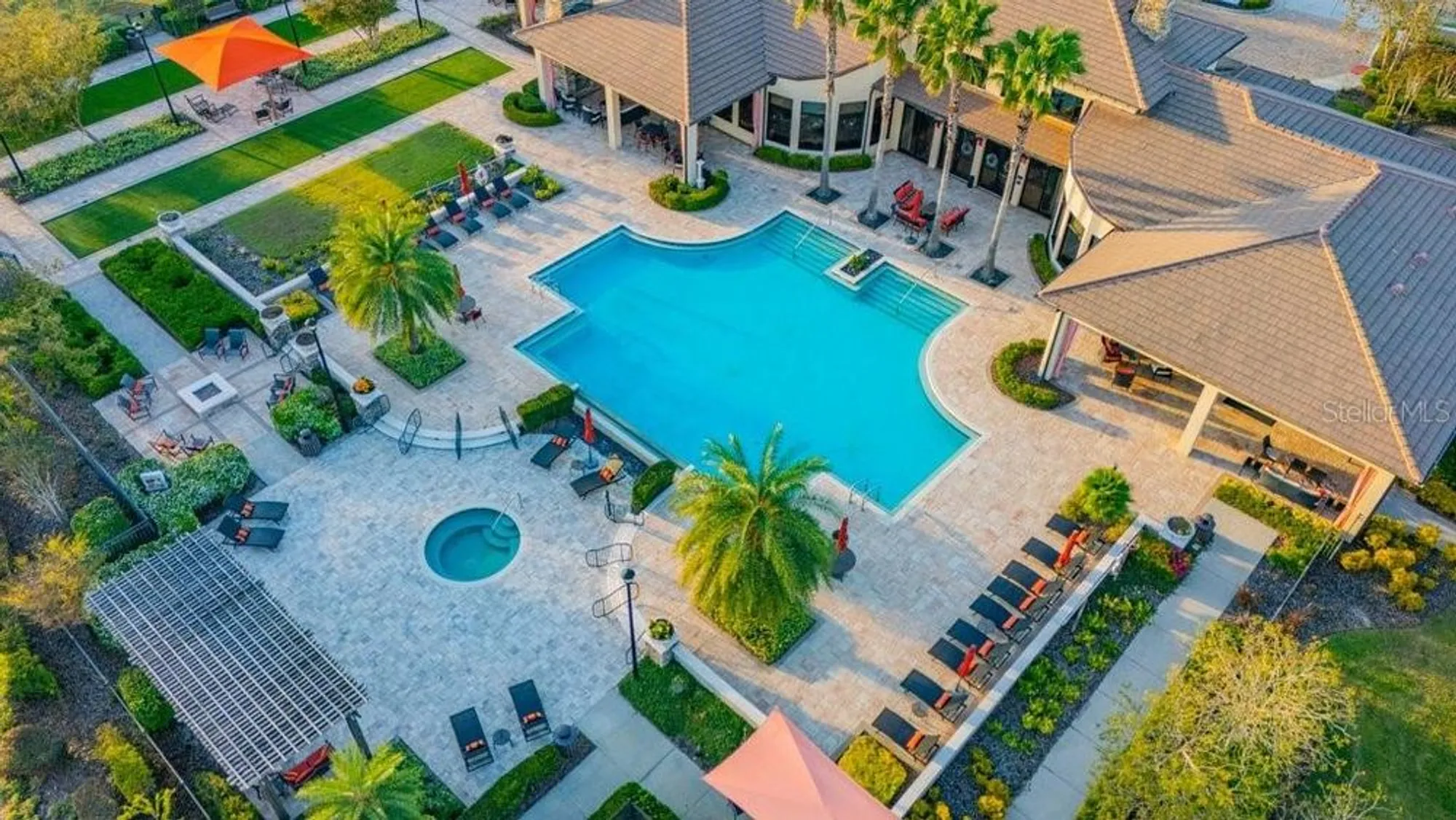 Property Slideshow image 30 of 34 | 13915 kingfisher glen dr, Lithia, FL, 33547