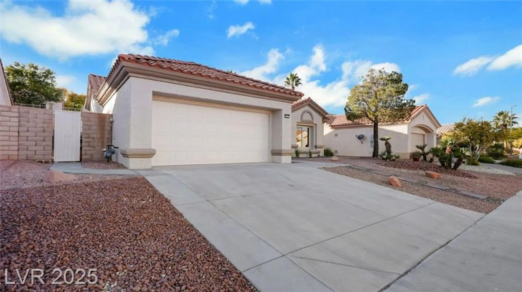 Property Slideshow image 17 of 39 | 3025 bonnie rock dr, Las Vegas, NV, 89134