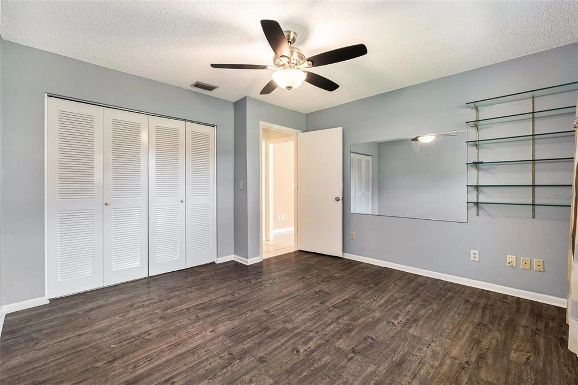 Property Slideshow image 18 of 35 | 382 club manor dr, Sun City Center, FL, 33573