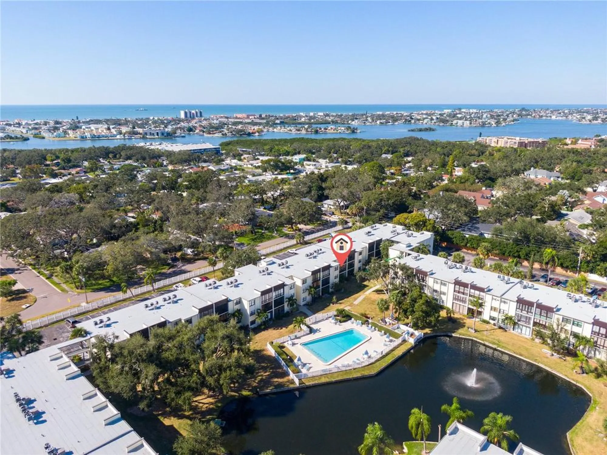 Property Slideshow image 33 of 34 | 14130 rosemary ln 5209, Largo, FL, 33774