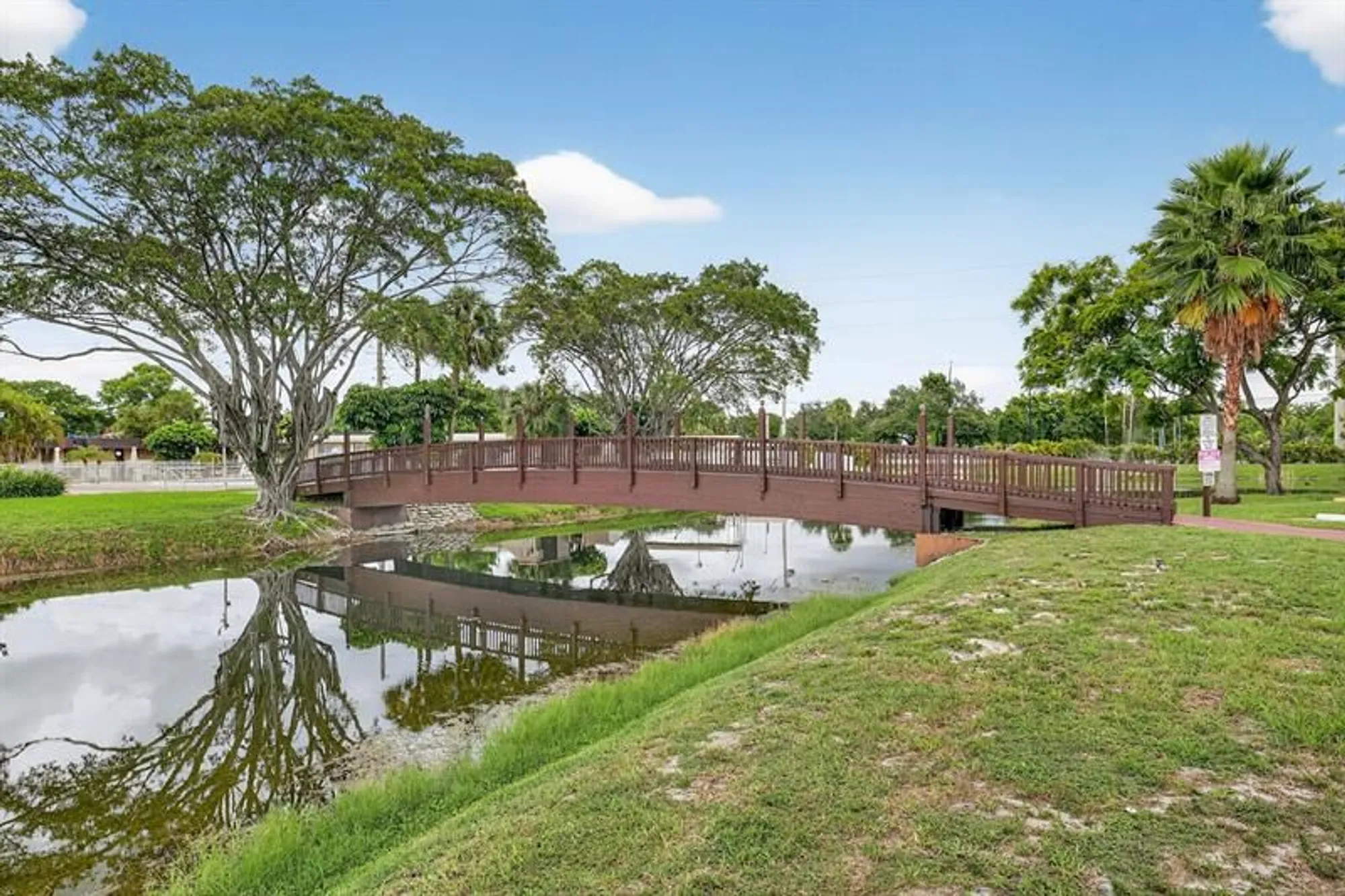 Property Slideshow image 14 of 17 | 3051 nw 46th ave apt 405, Lauderdale Lakes, FL, 33313