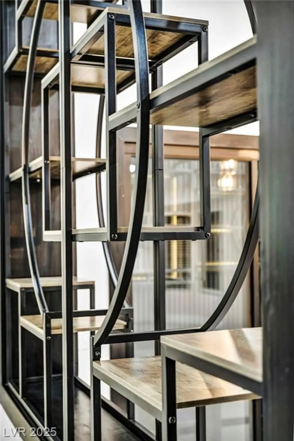 Property Slideshow image 27 of 70 | 2920 crown ridge dr, Las Vegas, NV, 89134