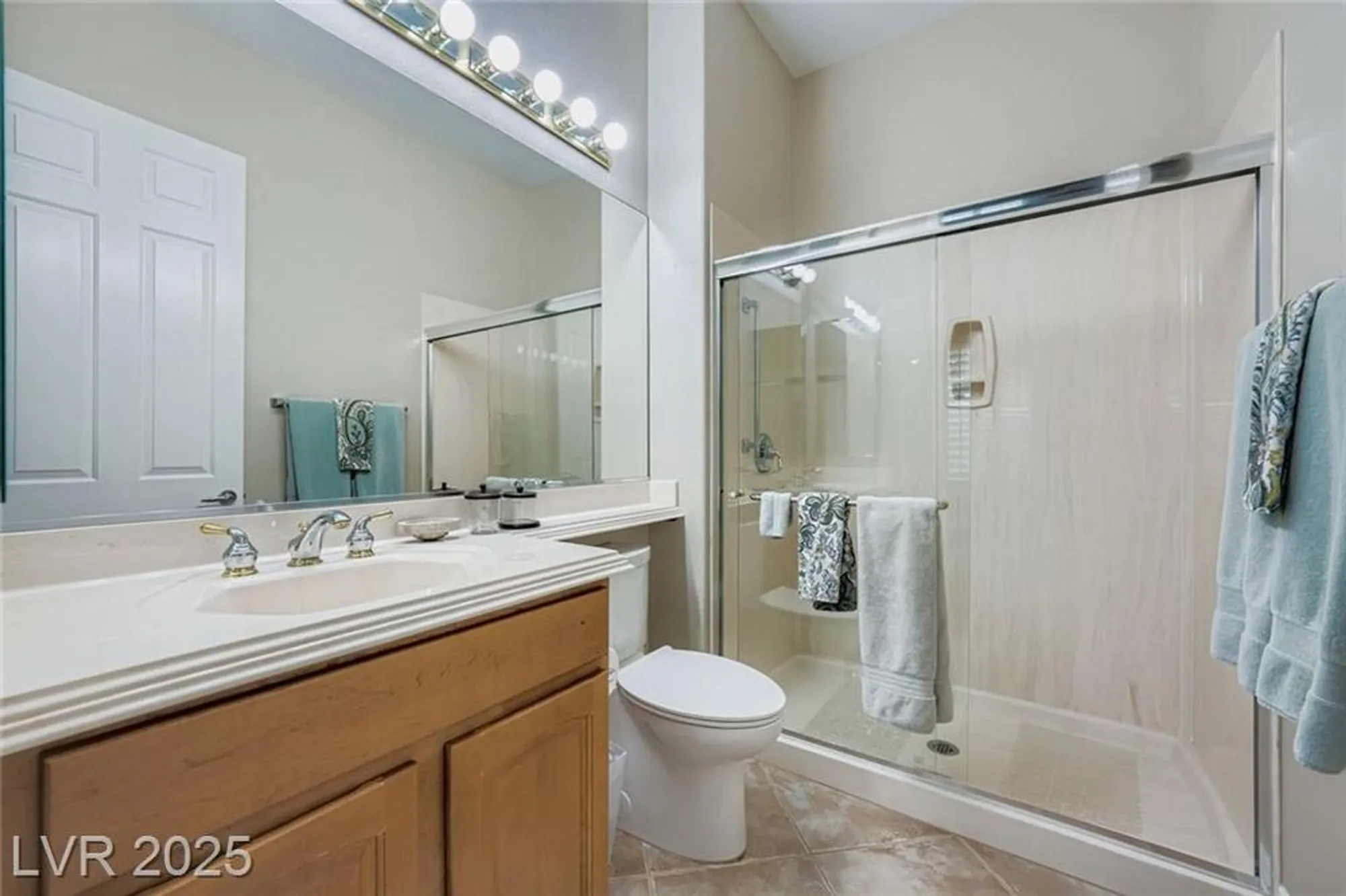 Property Slideshow image 39 of 45 | 2544 forest city dr, Henderson, NV, 89052
