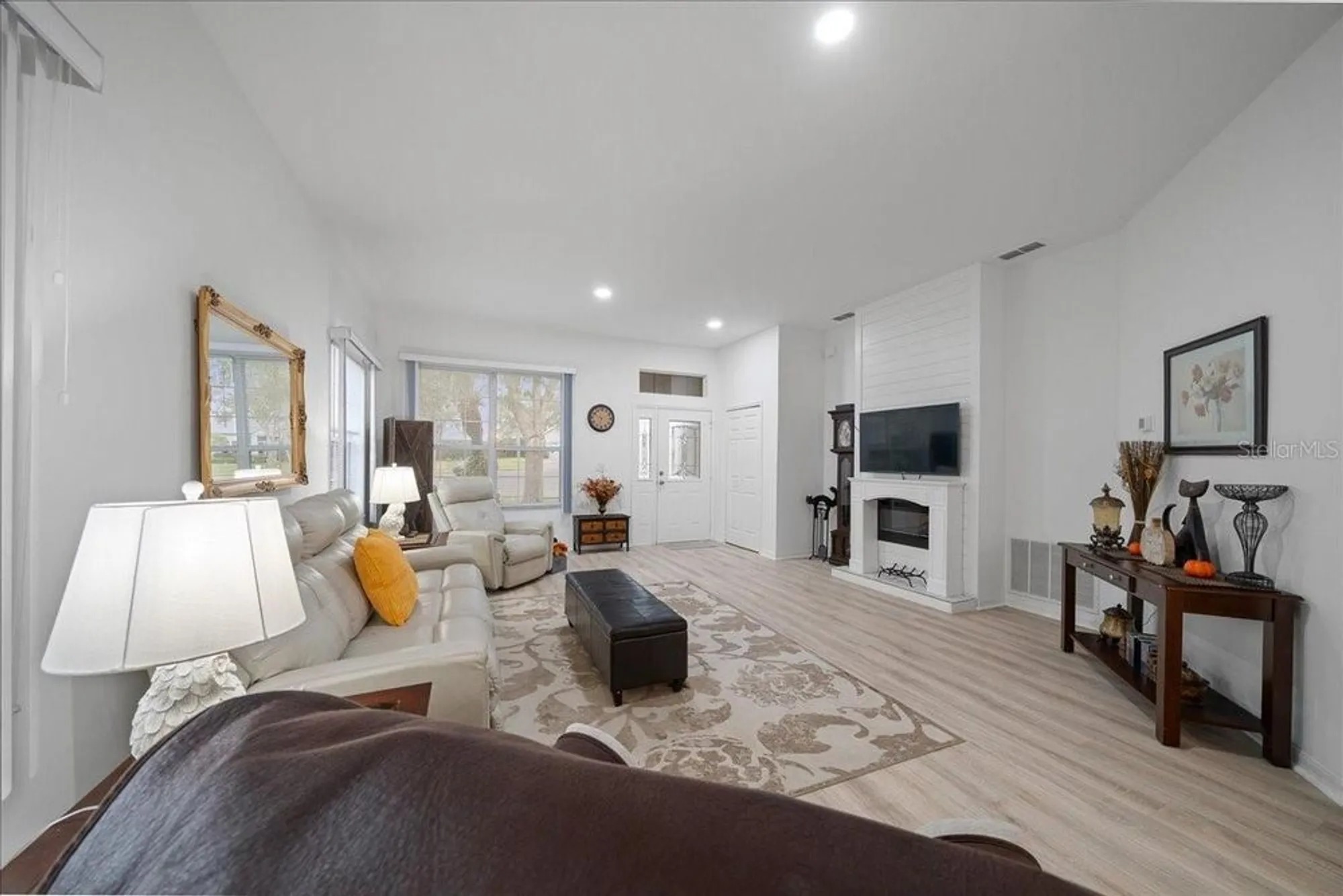 Property Slideshow image 13 of 58 | 25008 cypress pond ct, Leesburg, FL, 34748