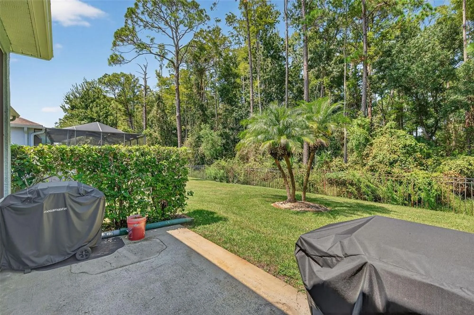 Property Slideshow image 12 of 71 | 11501 bloomington ct, New Port Richey, FL, 34654