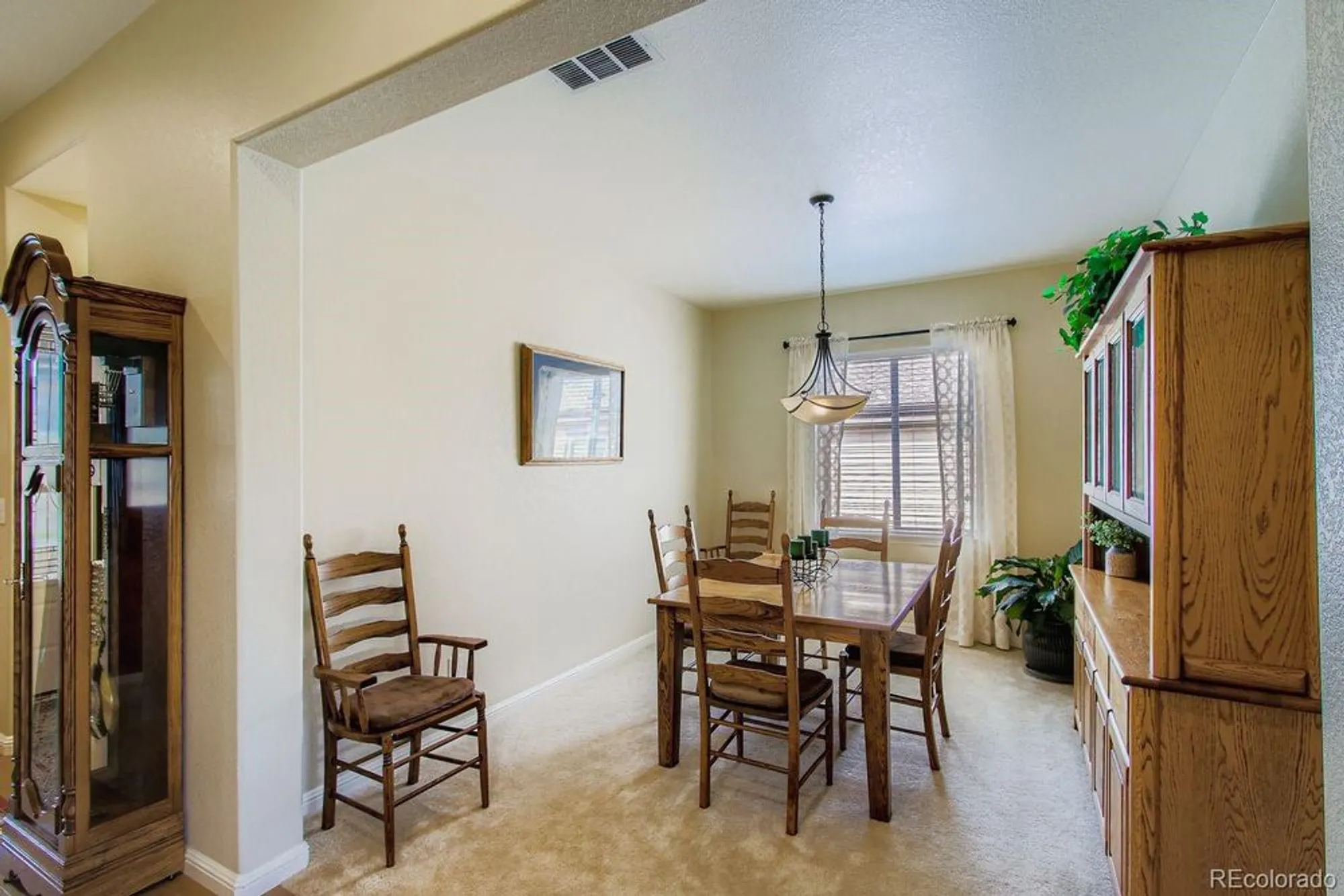 Property Slideshow image 8 of 37 | 10680 w big horn cir, Broomfield, CO, 80021