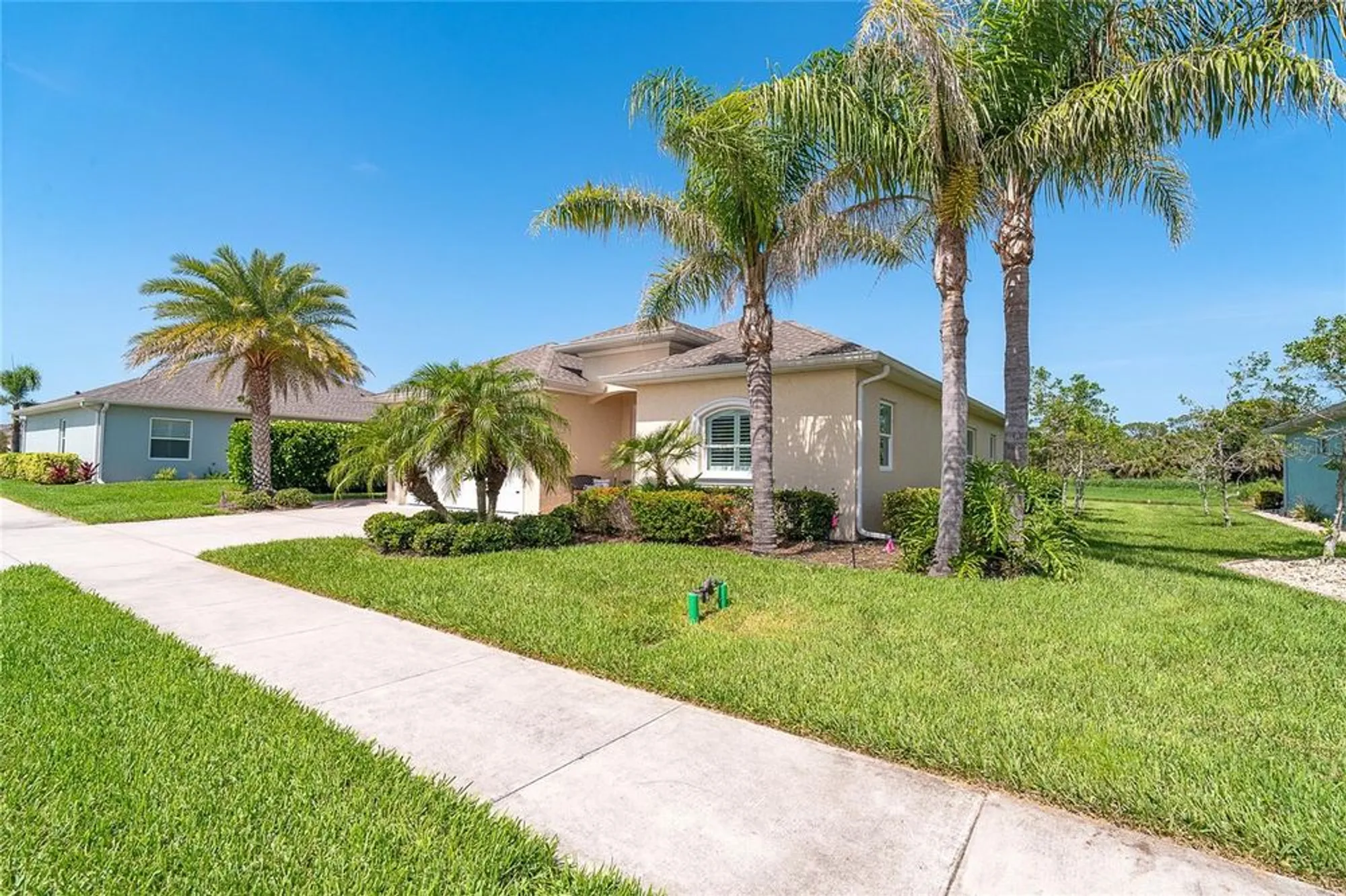 Property Slideshow image 3 of 44 | 267 talquin ct, Englewood, FL, 34223