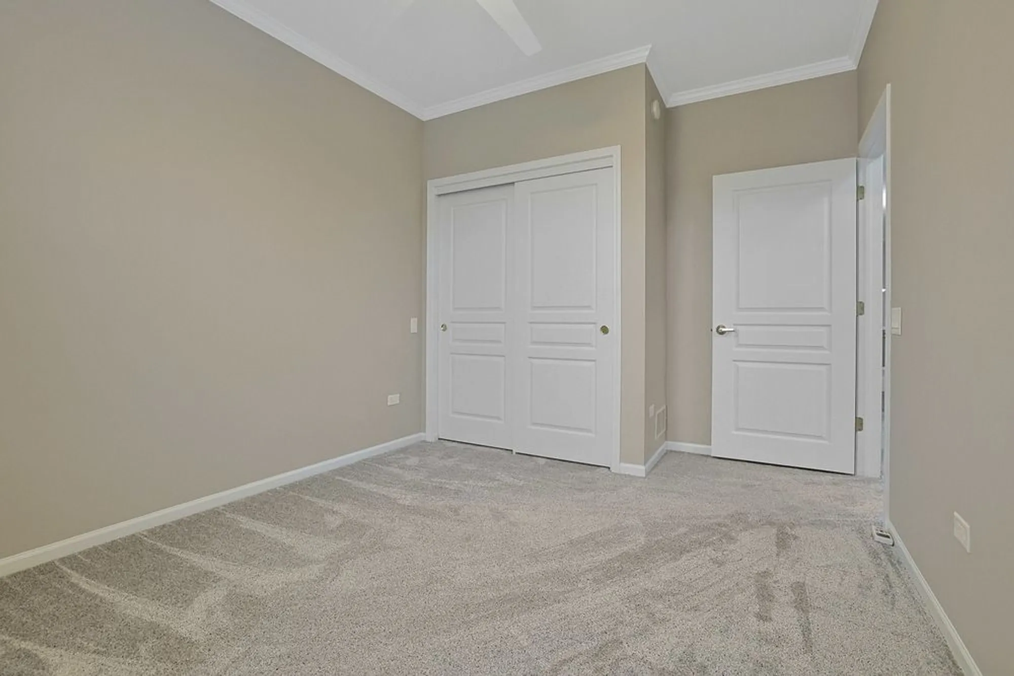 Property Slideshow image 16 of 25 | 13322 arboretum ln, Huntley, IL, 60142