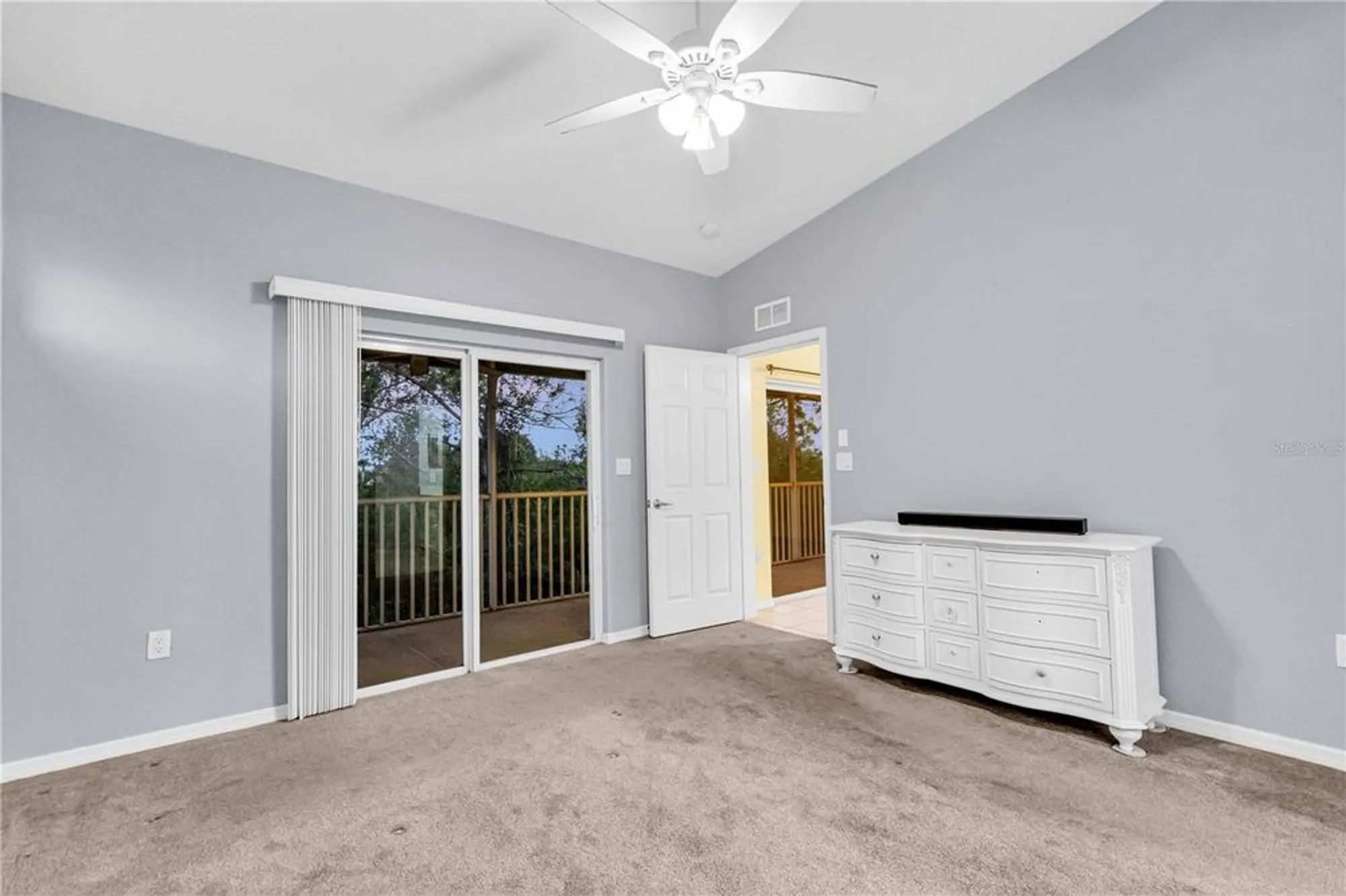 Property Slideshow image 15 of 51 | 6421 bay cedar ln, Bradenton, FL, 34203