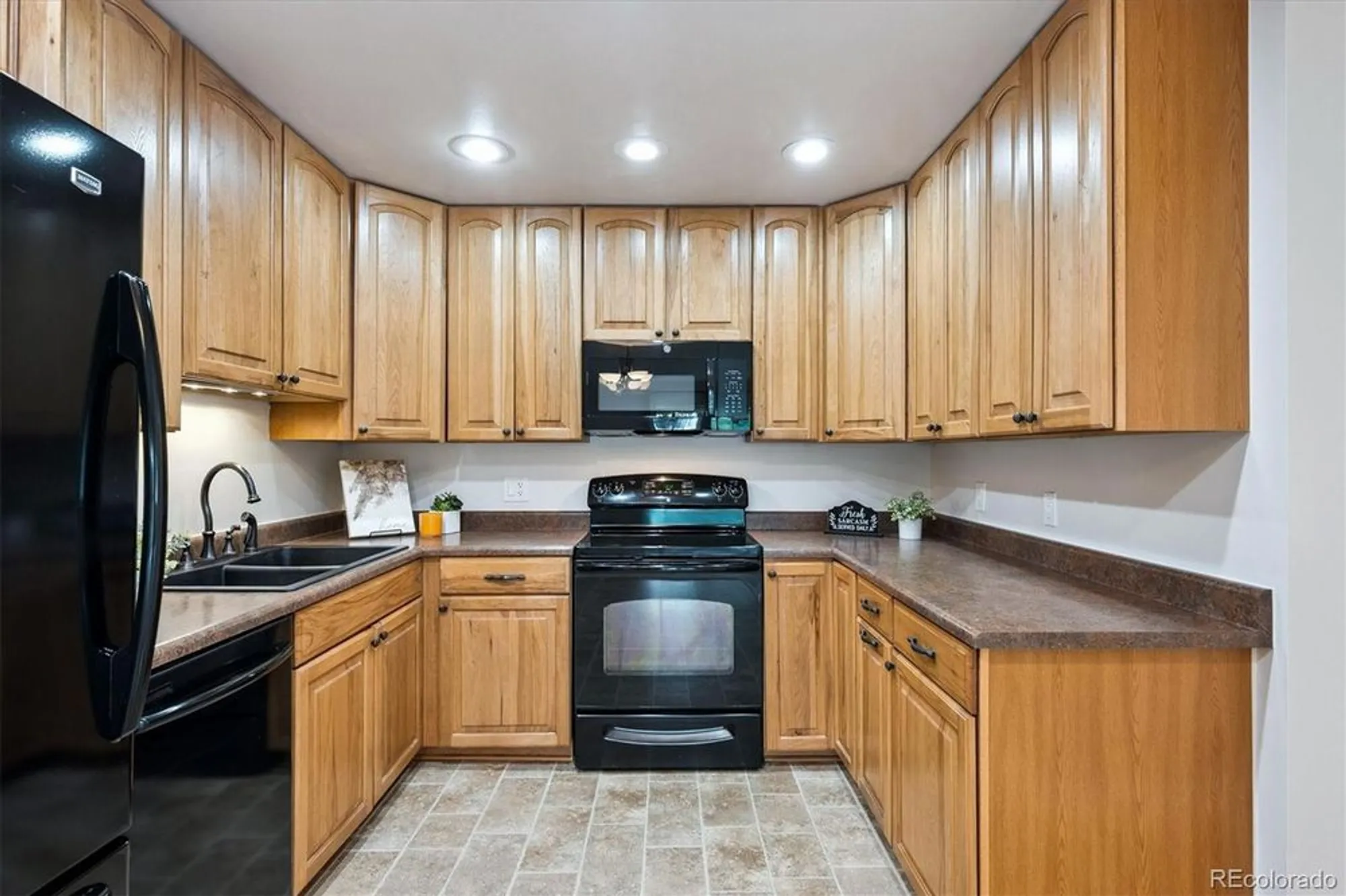 Property Slideshow image 6 of 37 | 13606 e bates ave apt 410, Aurora, CO, 80014